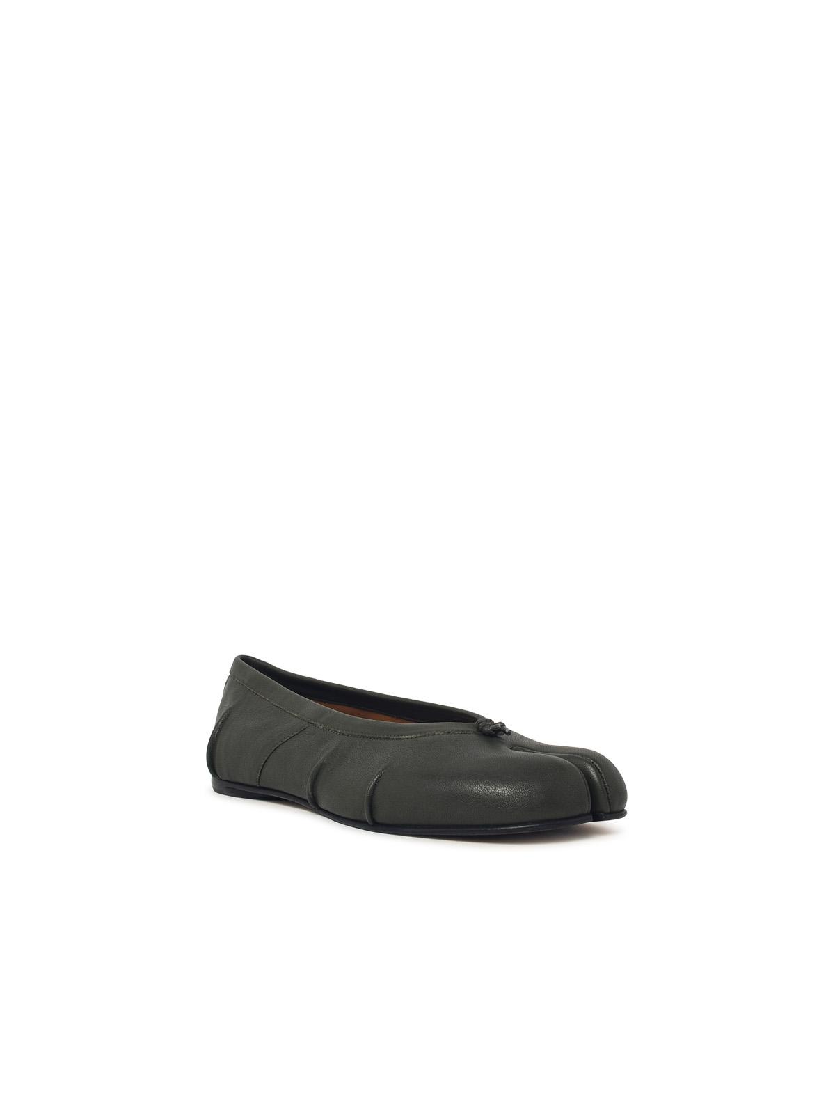 Maison Margiela 'Tabi' Green Leather Ballet Flats Women MAISON MARGIELA