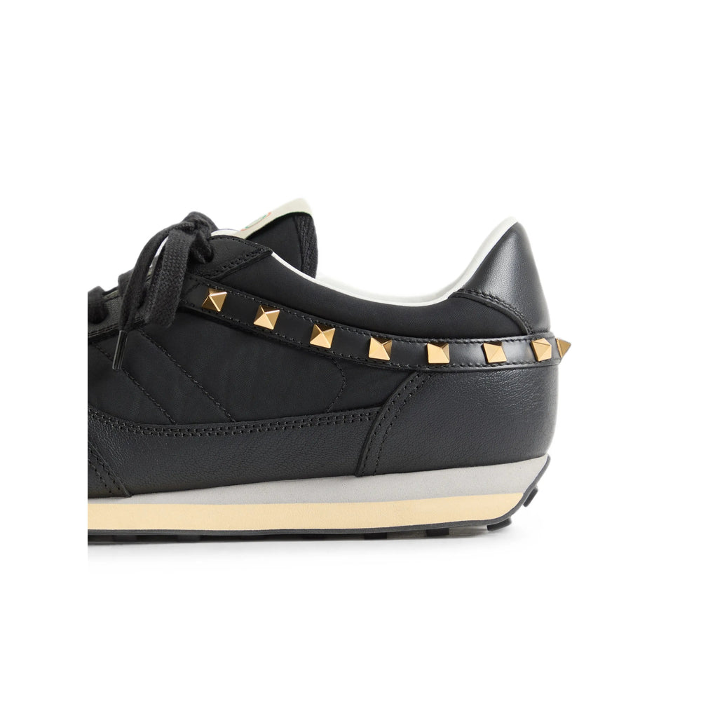Valentino Garavani Black Trainers - Low-Tops Men VALENTINO GARAVANI