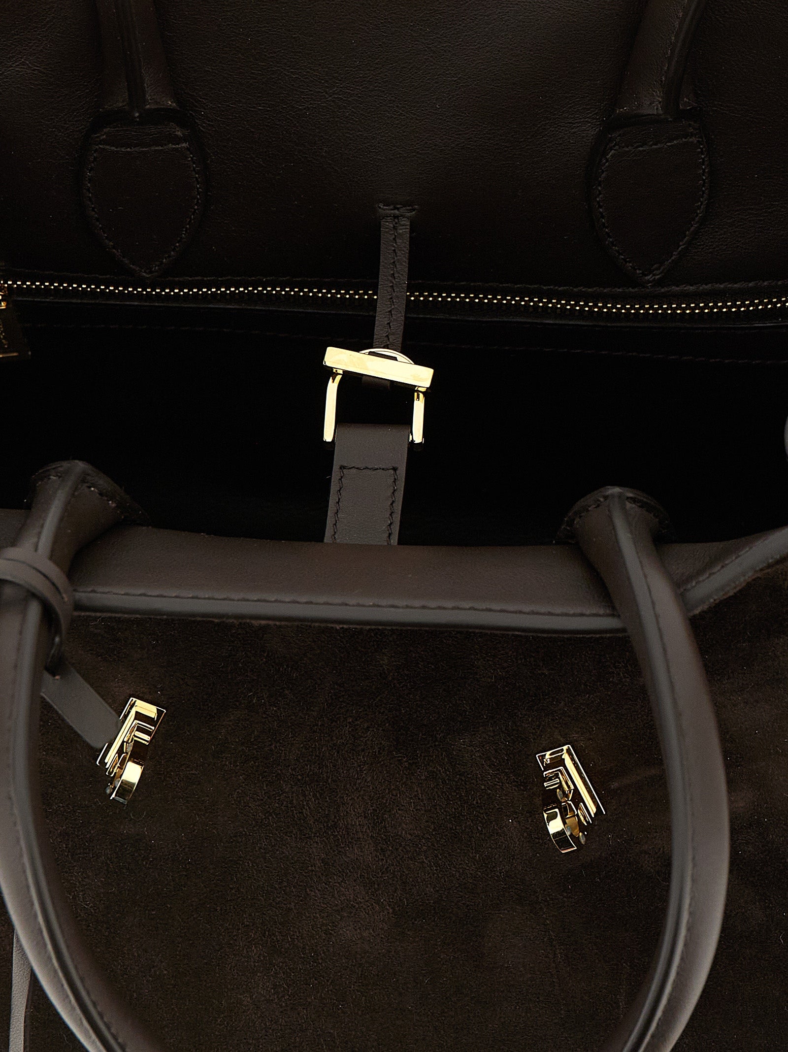 Ferragamo Women 'Hug Th (S)' Handbag FERRAGAMO
