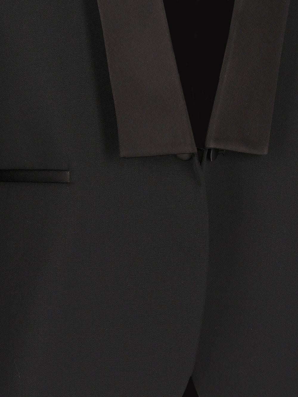 Fendi Women Blazer In Black Grain De Poudre.