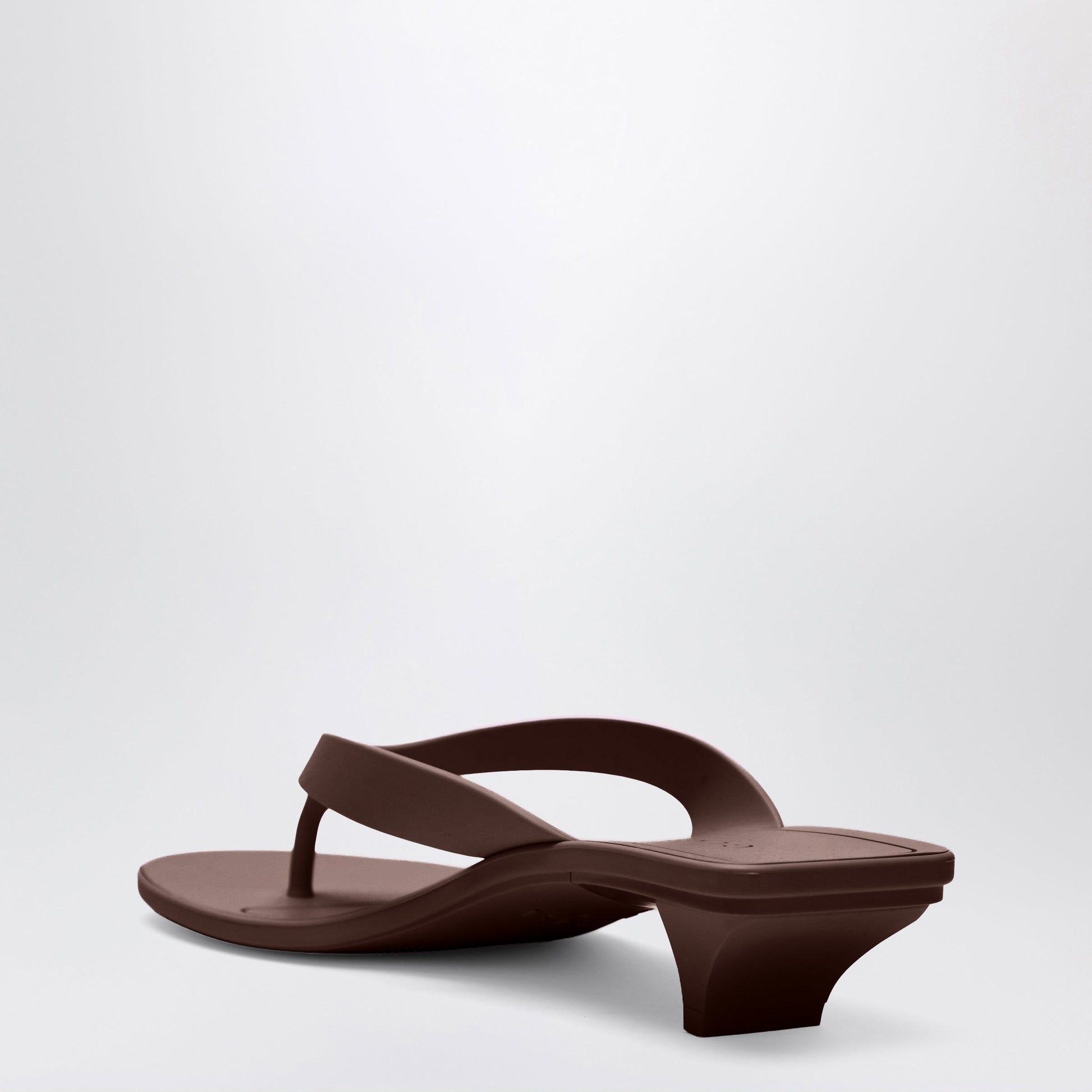 Gucci Vittoria Brown Rubber Flip-Flops Women GUCCI