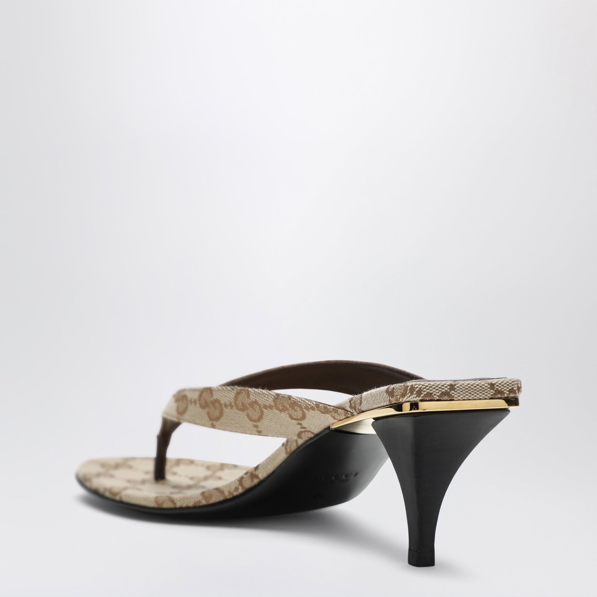 Gucci Vittoria Flip-Flops In Beige Sand Gg Canvas Women GUCCI