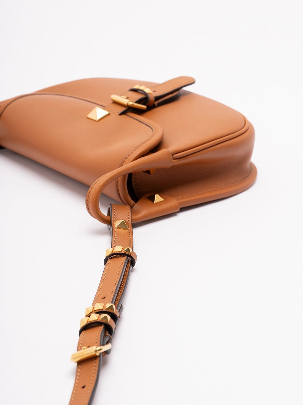 Valentino Garavani Women `Flaneuse` Small Shoulder Bag