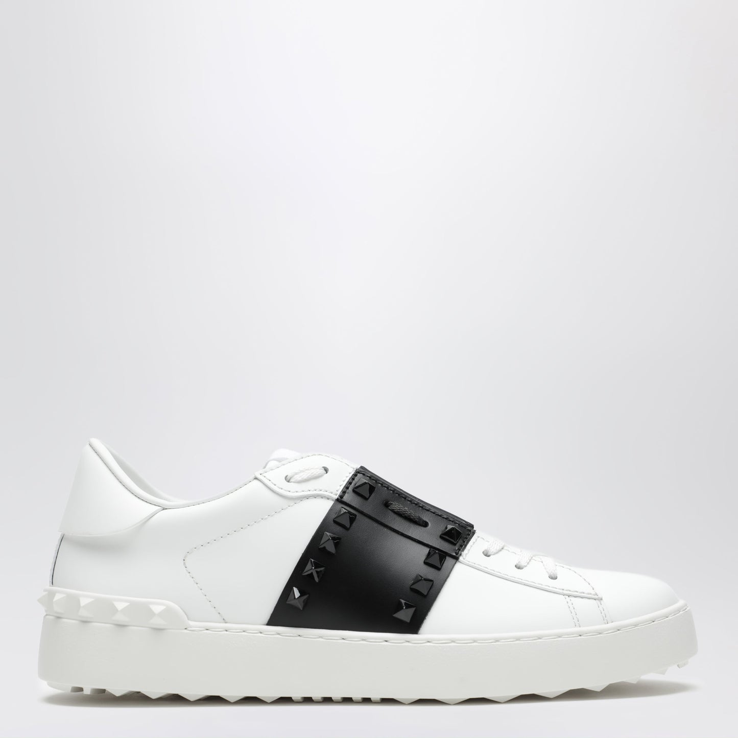Valentino Garavani Rockstud Untitled White/Black Sneaker Women VALENTINO GARAVANI