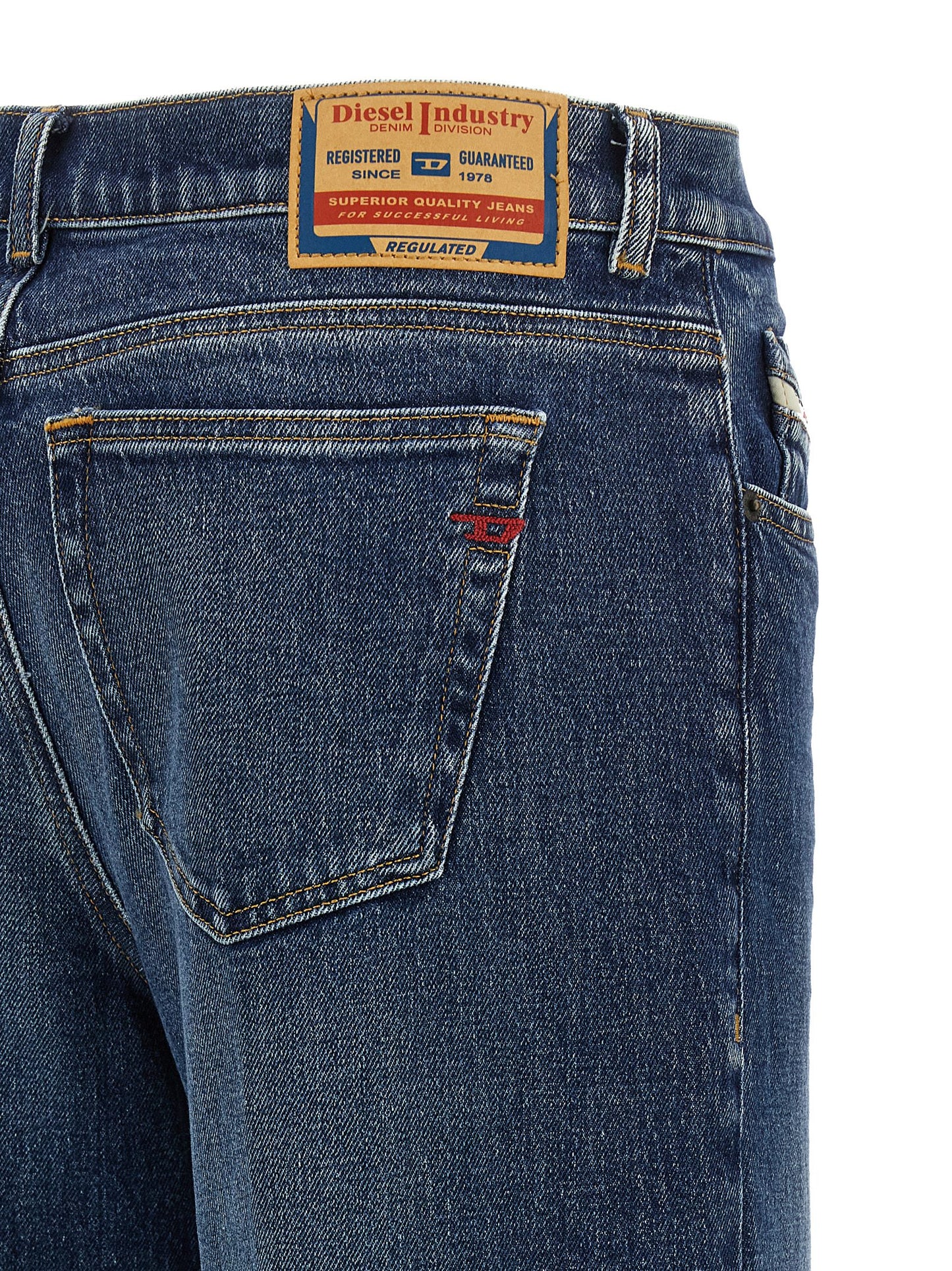 Diesel Women '1978 D-Akemi' Jeans DIESEL