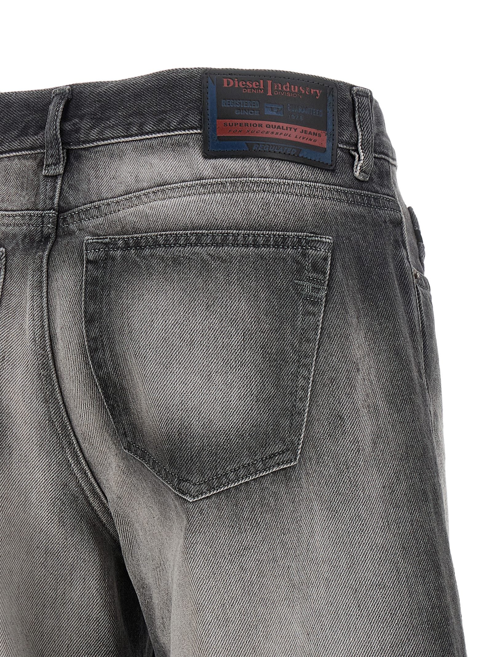 Diesel Women '1978 D-Akemi-Fsi' Jeans DIESEL