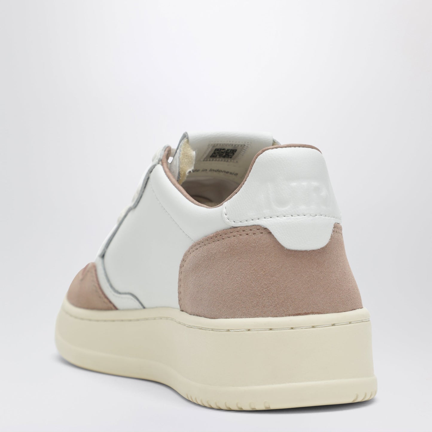 Autry Medalist Low Sneakers In White Leather And Cinnamon Pink Suede Women AUTRY
