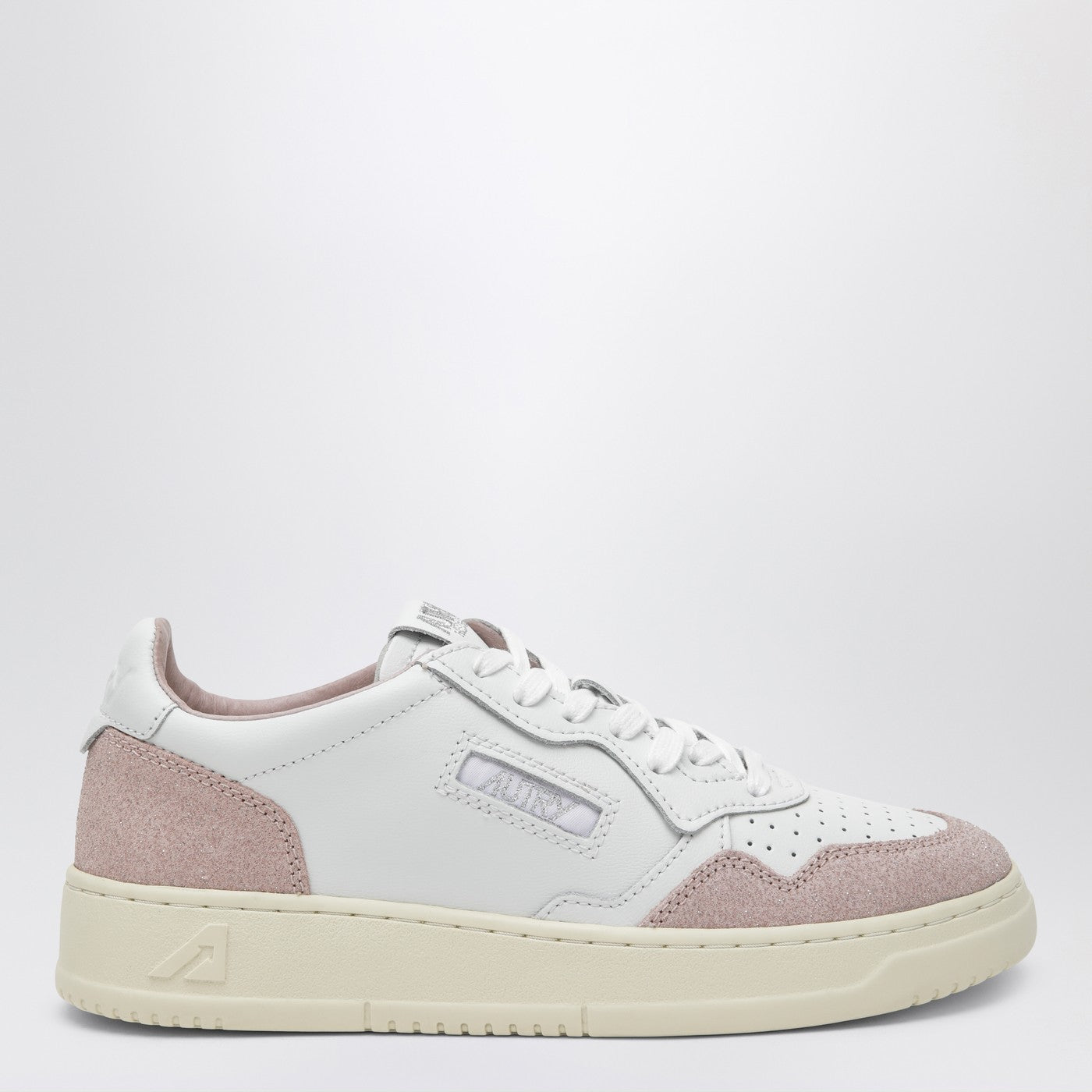 Autry Medalist Low Sneakers In White Leather And Pink Suede Women AUTRY