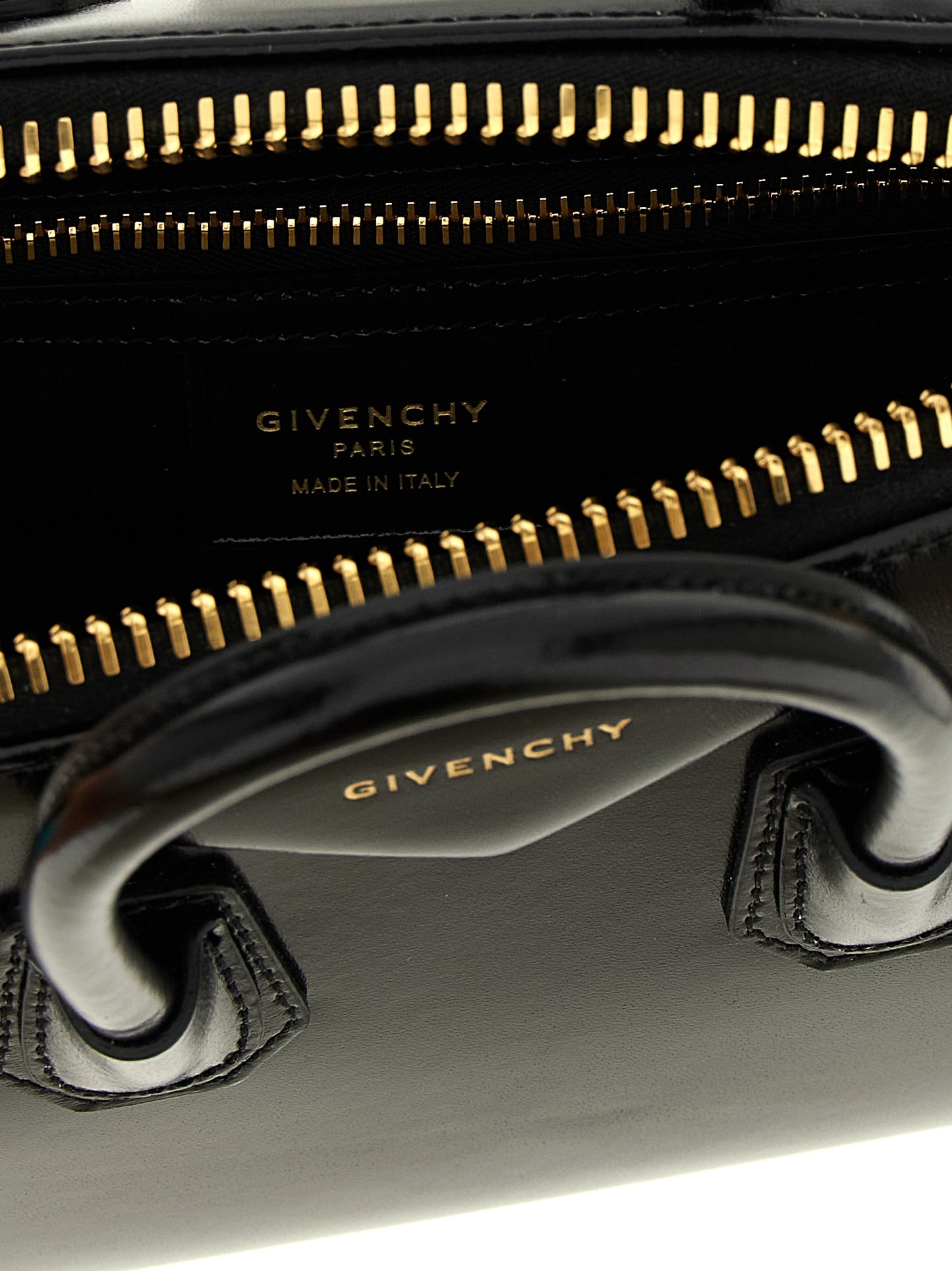 Givenchy Women 'Antigona' Mini Handbag GIVENCHY