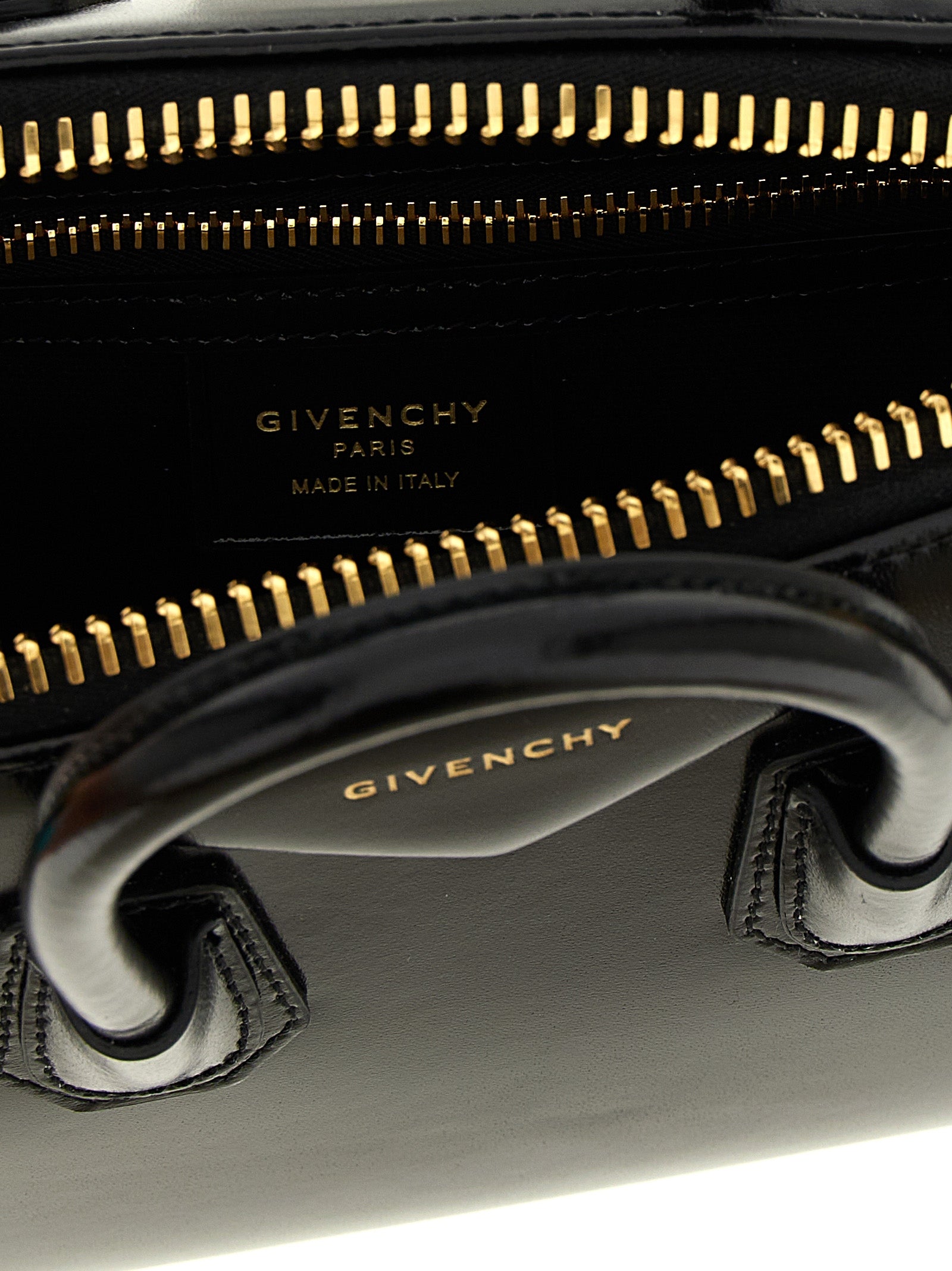 Givenchy Women 'Antigona' Mini Handbag GIVENCHY