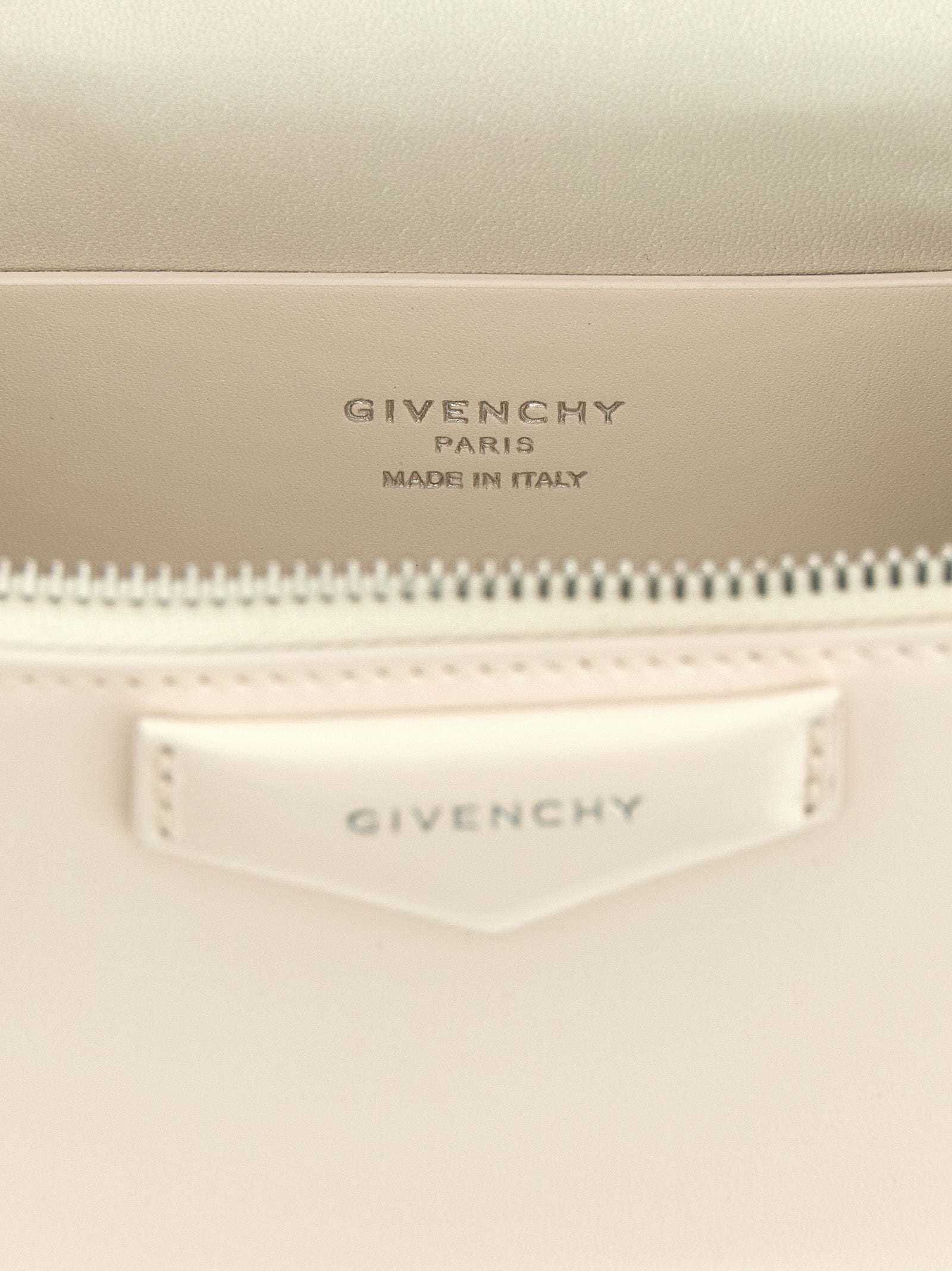 Givenchy Women 'Antigona' Handbag - Beauty Case GIVENCHY