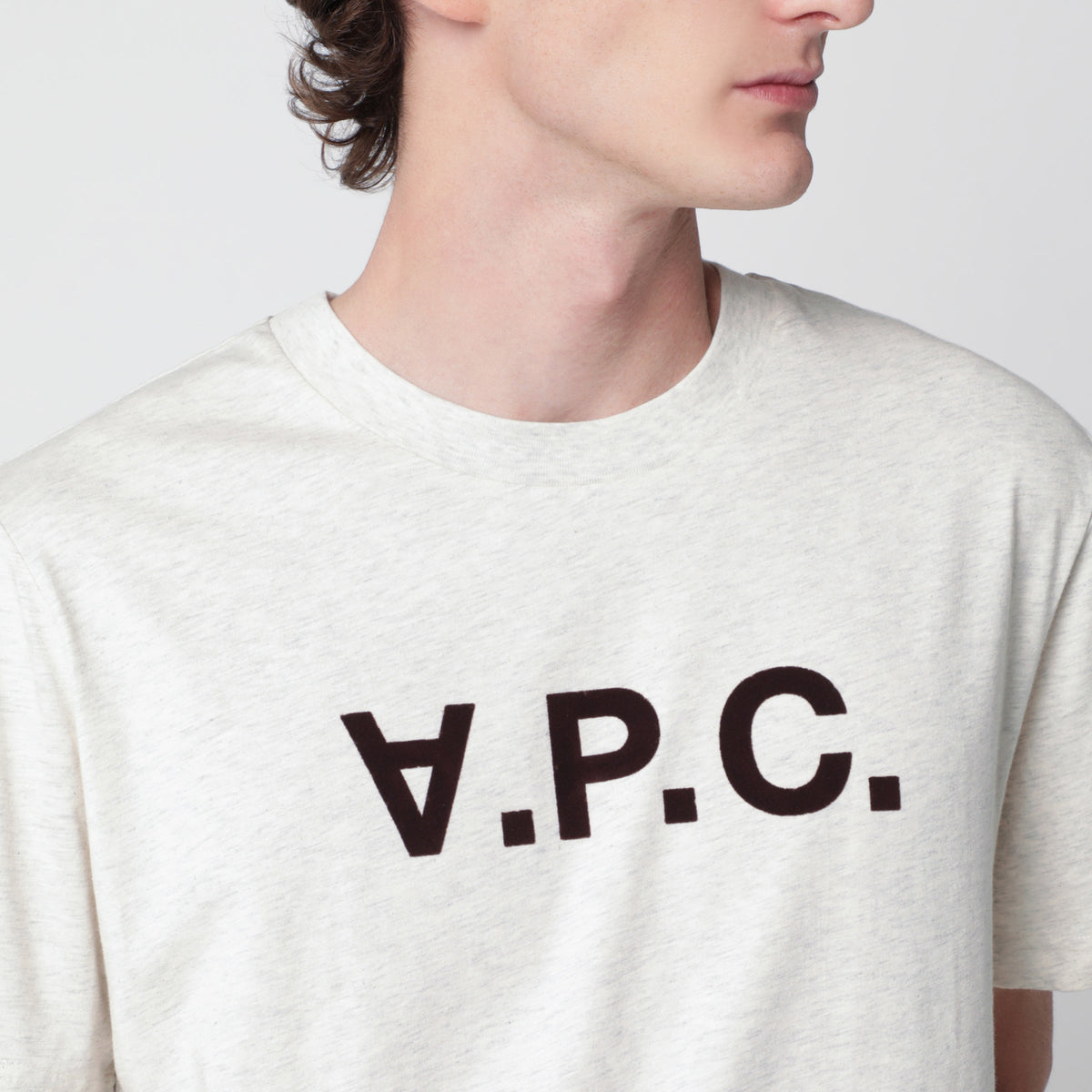 A.P.C. Ecru Standard Grand Vpc Cotton T-Shirt Men A.P.C.
