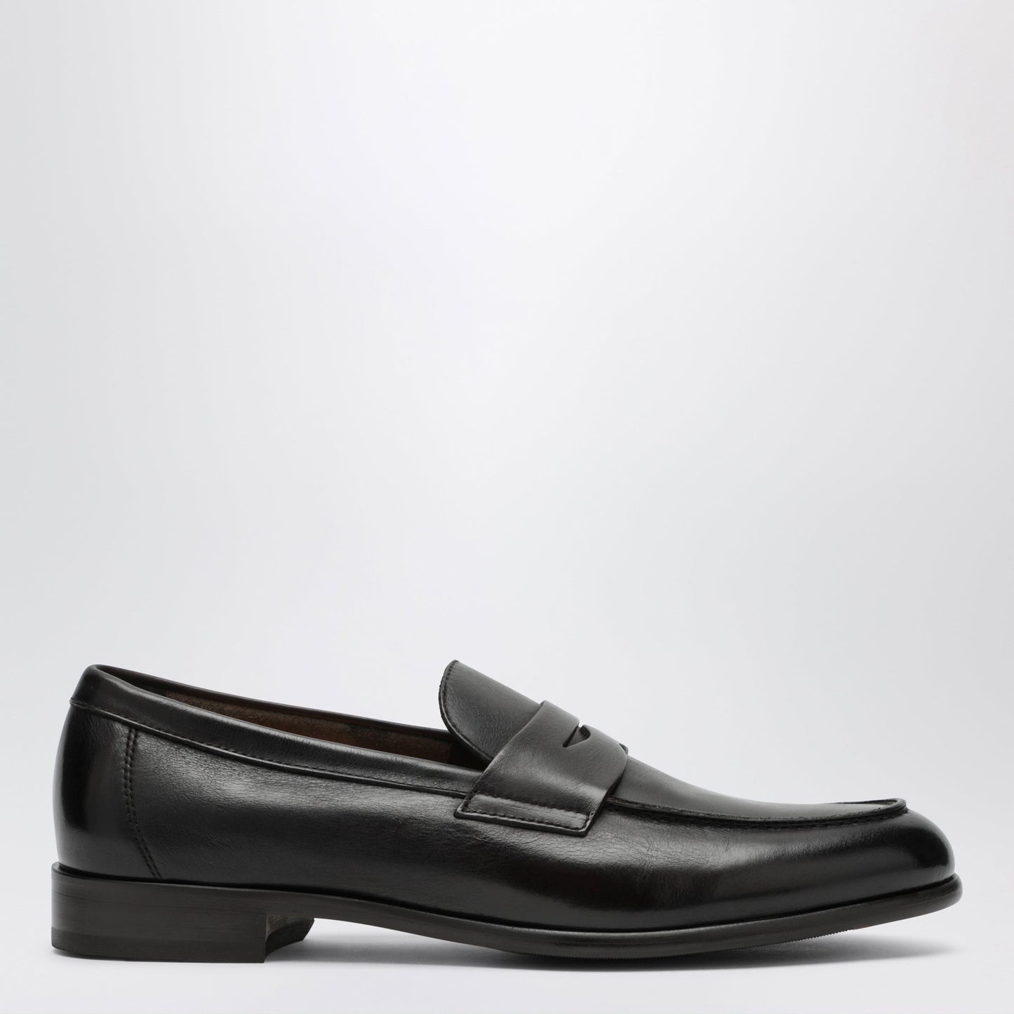 Doucal's Brown Penny Loafer In Leather Men Doucal's
