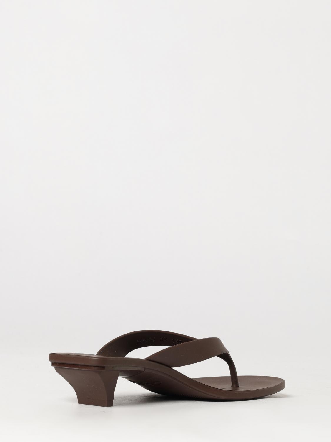 Gucci Vittoria Rubber Thong Sandals With Low Heel GUCCI