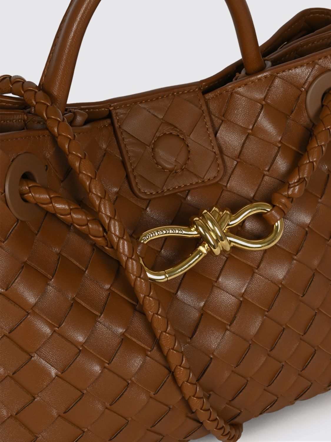 Bottega Veneta Women Andiamo Small Handbag Bottega Veneta In Woven Leather With A Shoulder Strap BOTTEGA VENETA