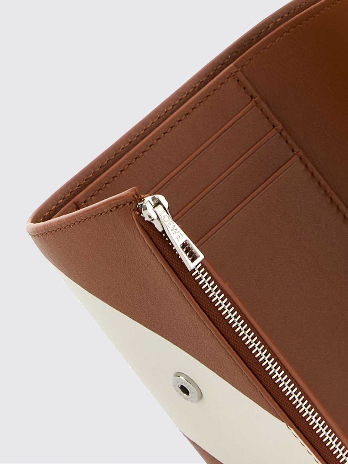 Loewe Women Loewe Anagram Tri-Fold Wallet In Calfskin Leather With Monogram LOEWE