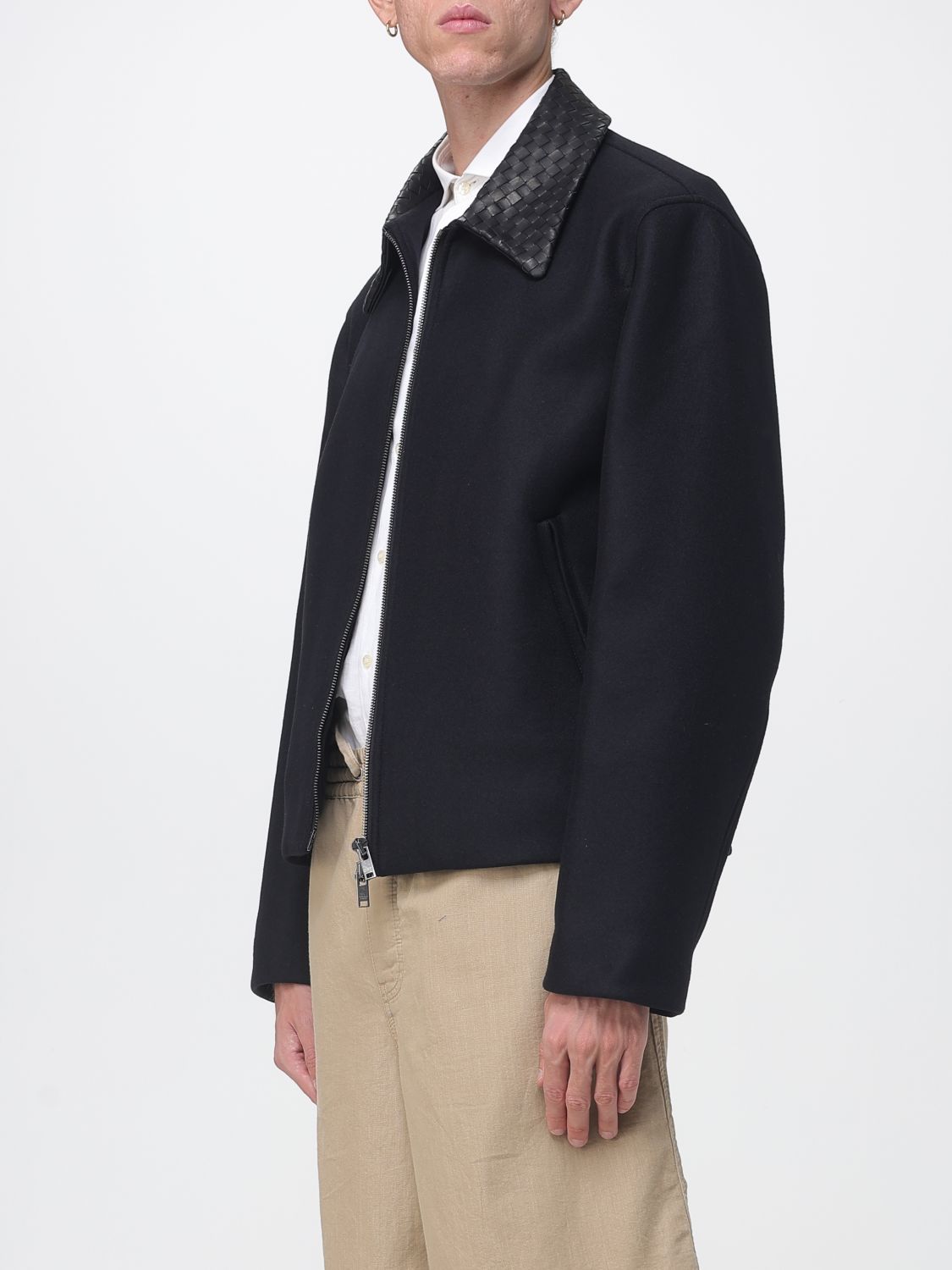 Bottega Veneta Men Bottega Veneta Single-Breasted Short Wool Coat With Leather Collar BOTTEGA VENETA
