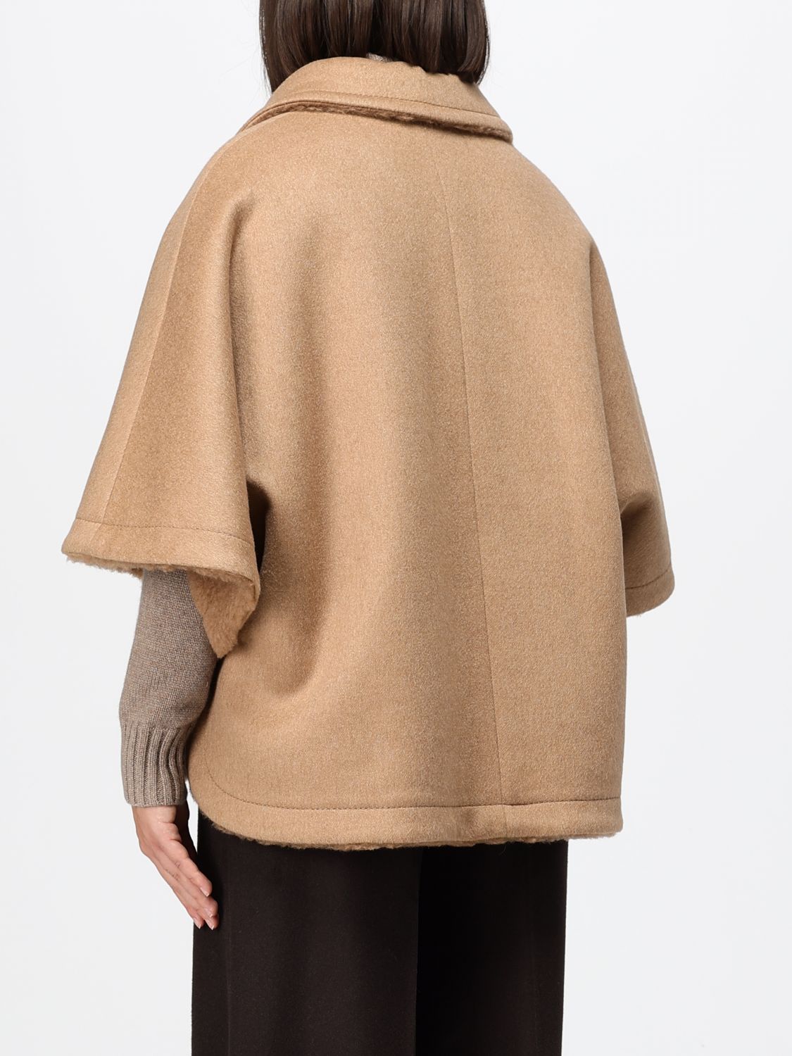 Max Mara Women Short-Sleeved Double-Breasted Peacoat Max Mara In Camel Wool MAX MARA