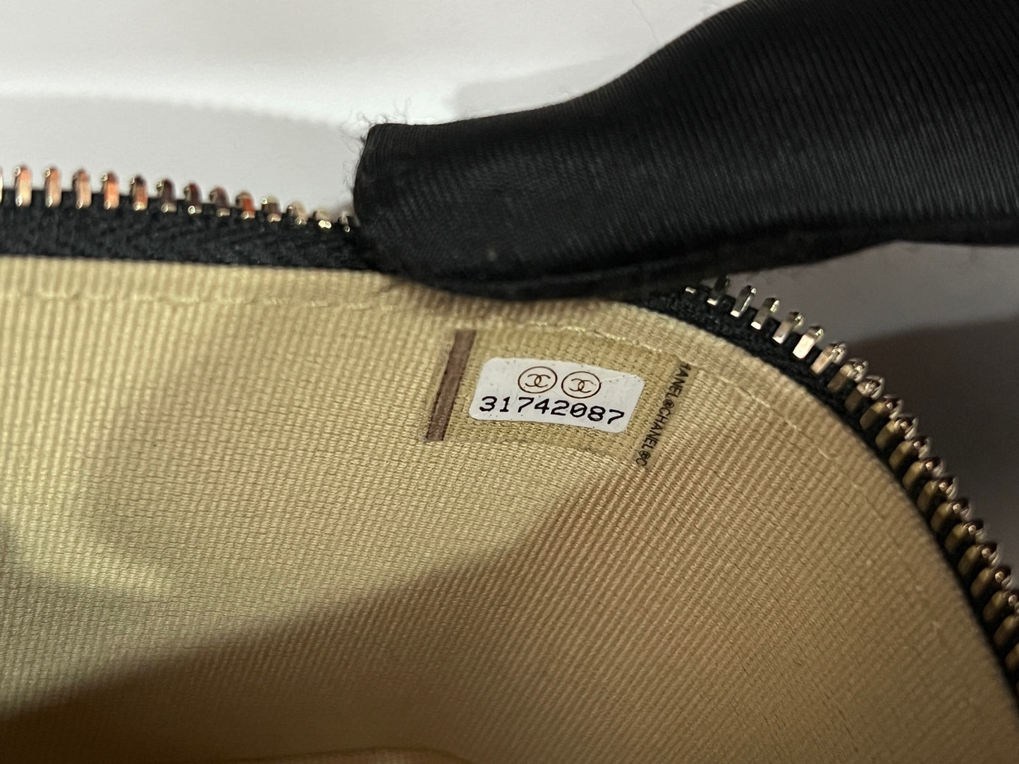Chanel  Pre-loved Bag Very good condition Luosophy