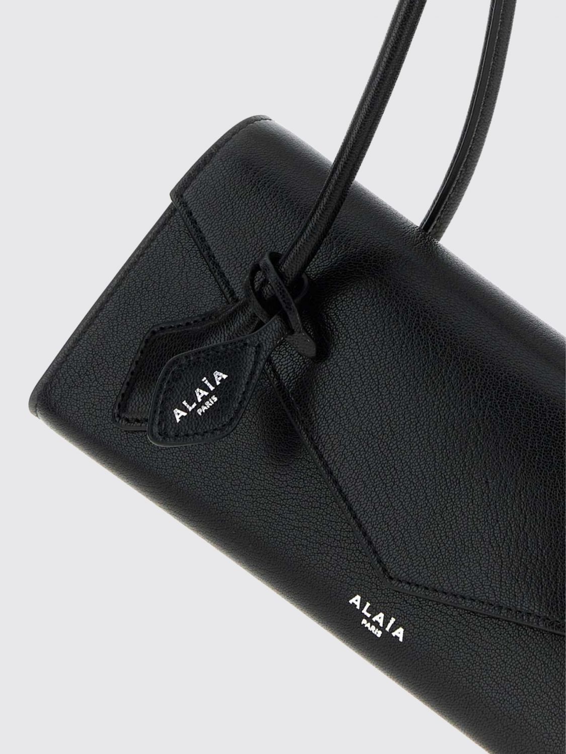 Alai�A Women Le Teckel Sheepskin Leather Shoulder Bag Alaia With Flap Closure ALAIA