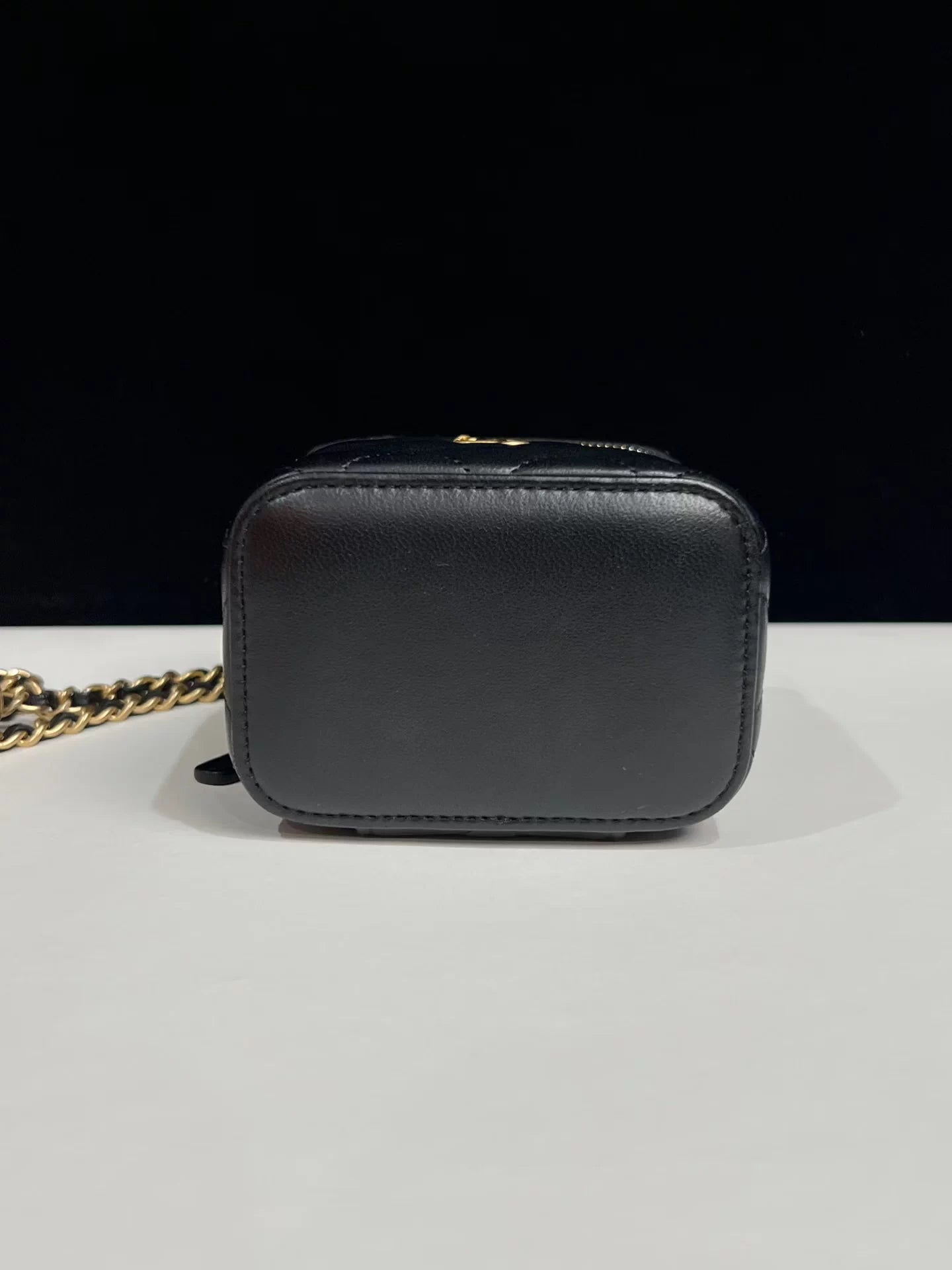 Chanel  Pre-loved Bag Very good condition Luosophy