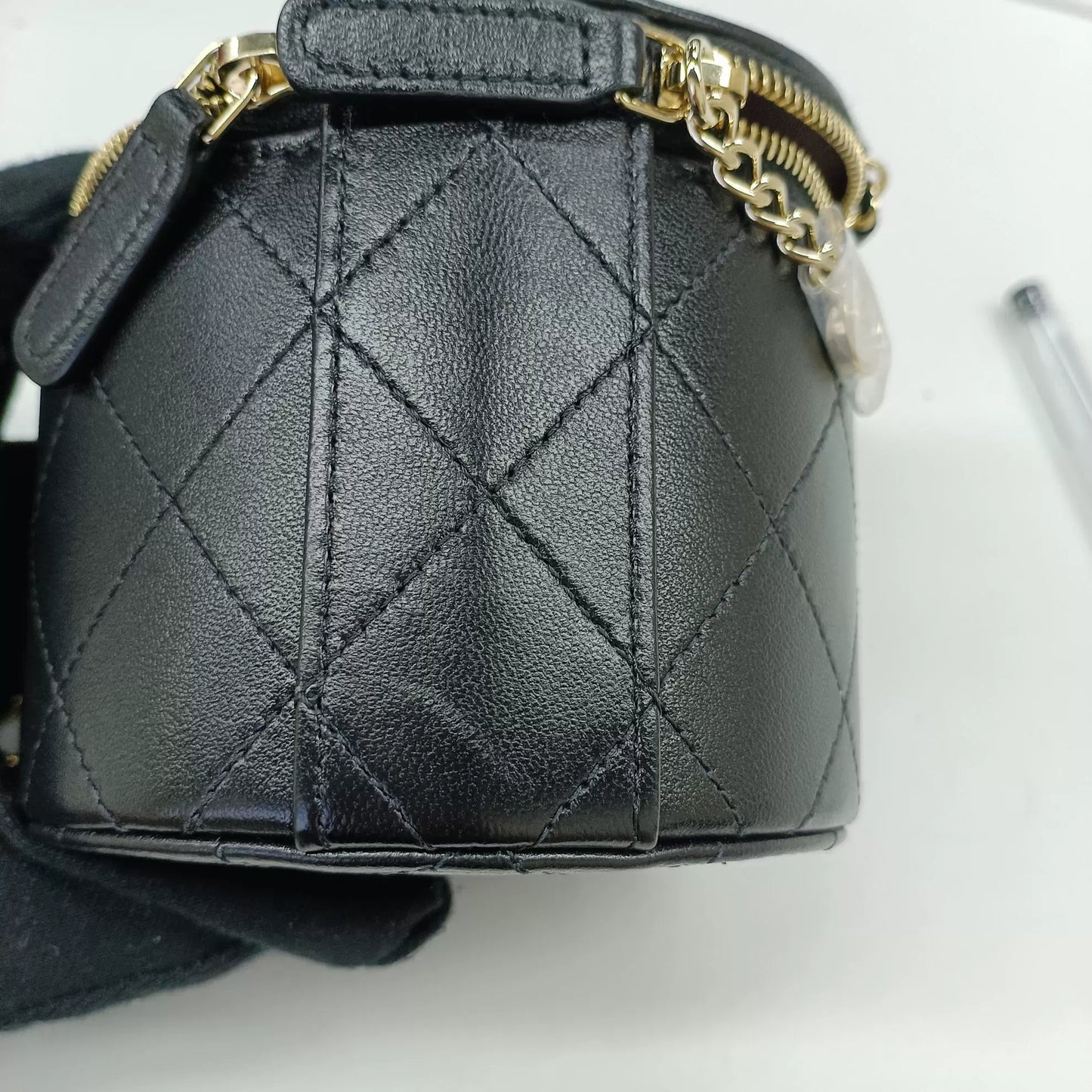 Chanel Women Pre-Loved Bag Very Good Condition Chanel