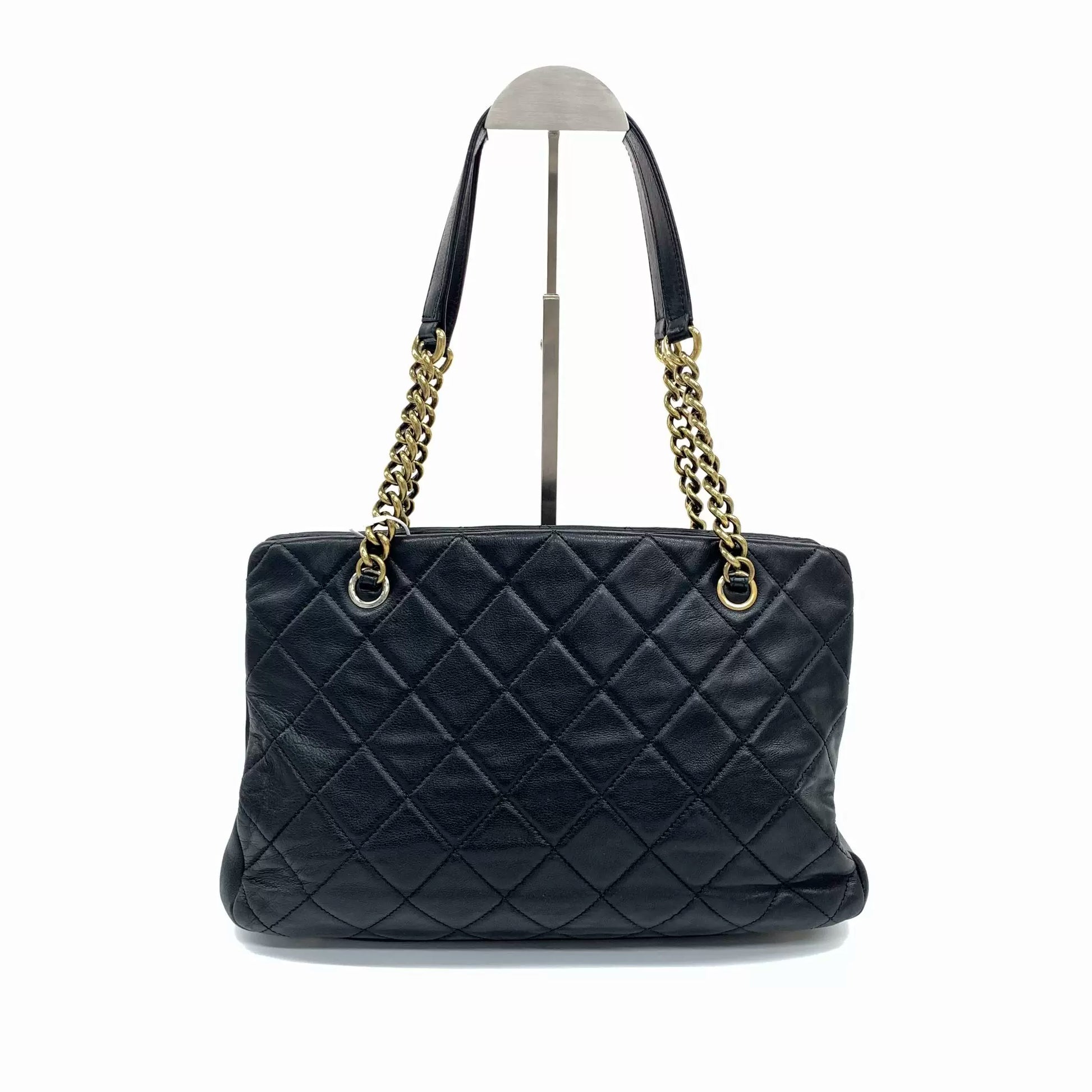 Chanel Women Pre-Loved Bag Very Good Condition Chanel