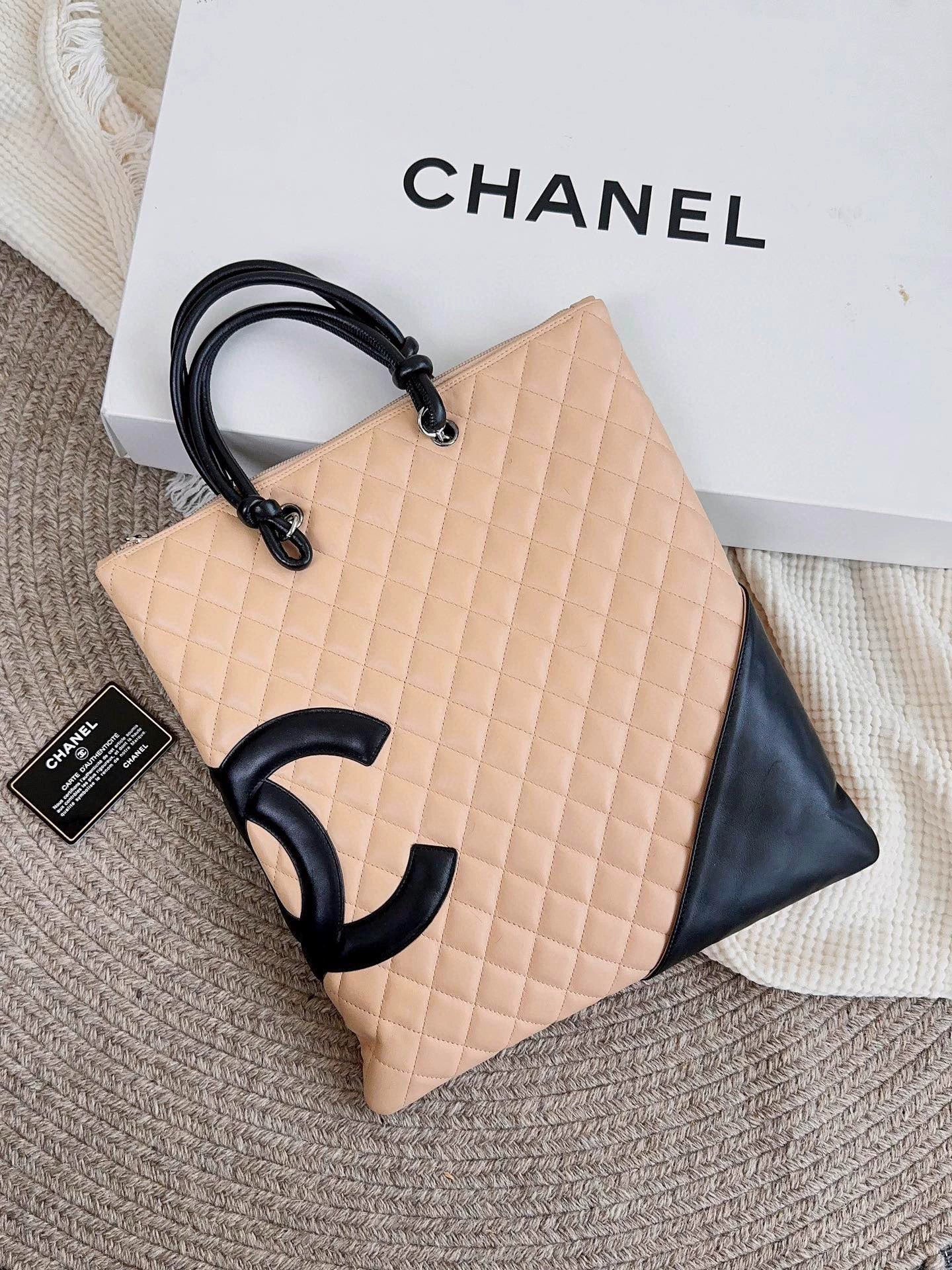 Chanel Women Pre-Loved Bag Very Good Condition Chanel