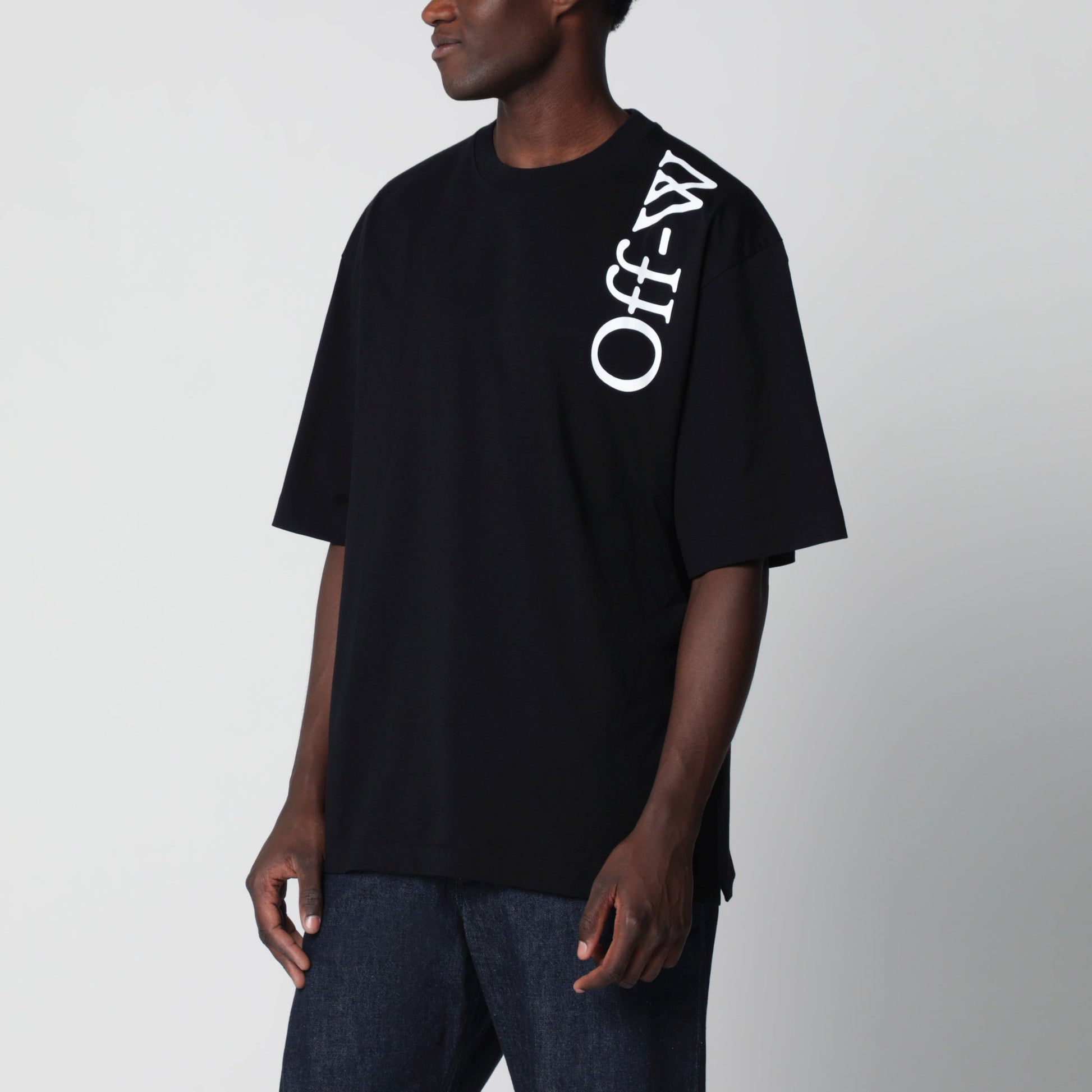 Off-White Crewneck T-Shirt With Printed Logo In Black Cotton Men OFF-WHITE