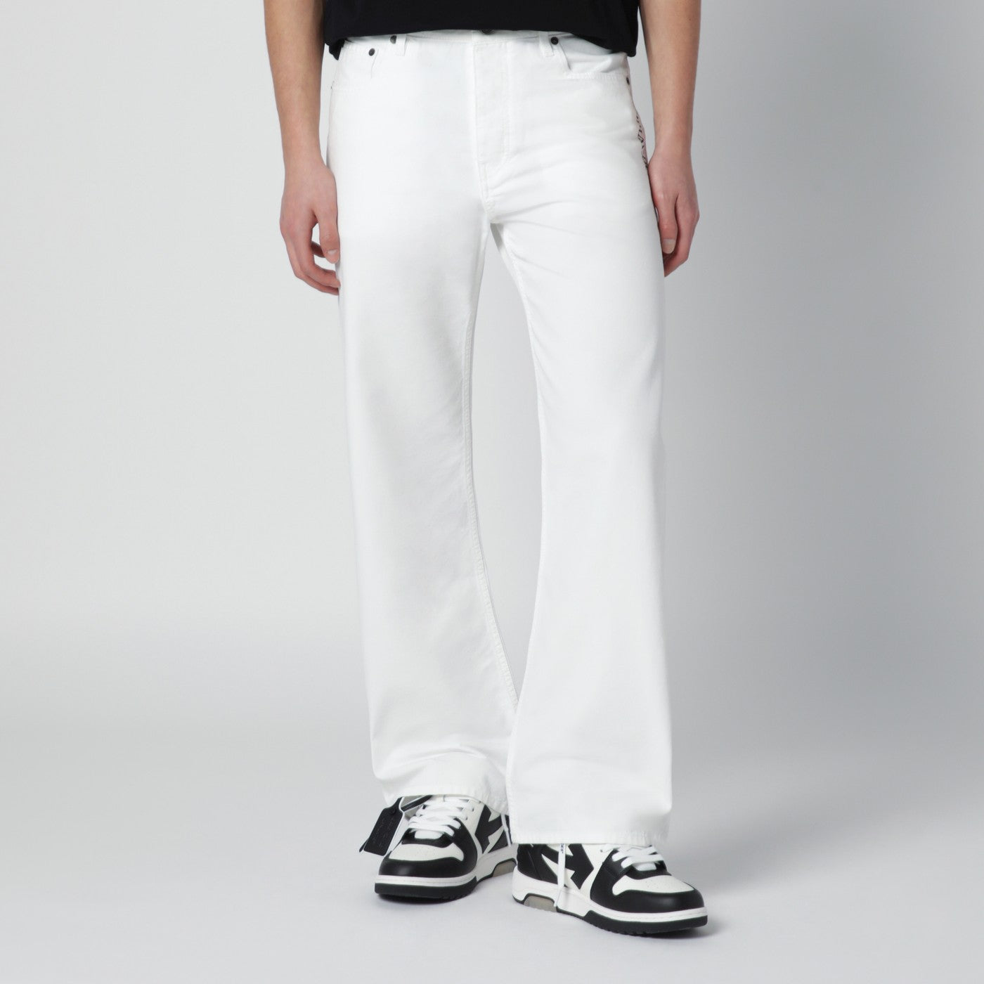 Off-White White Trousers With Logo Men OFF-WHITE