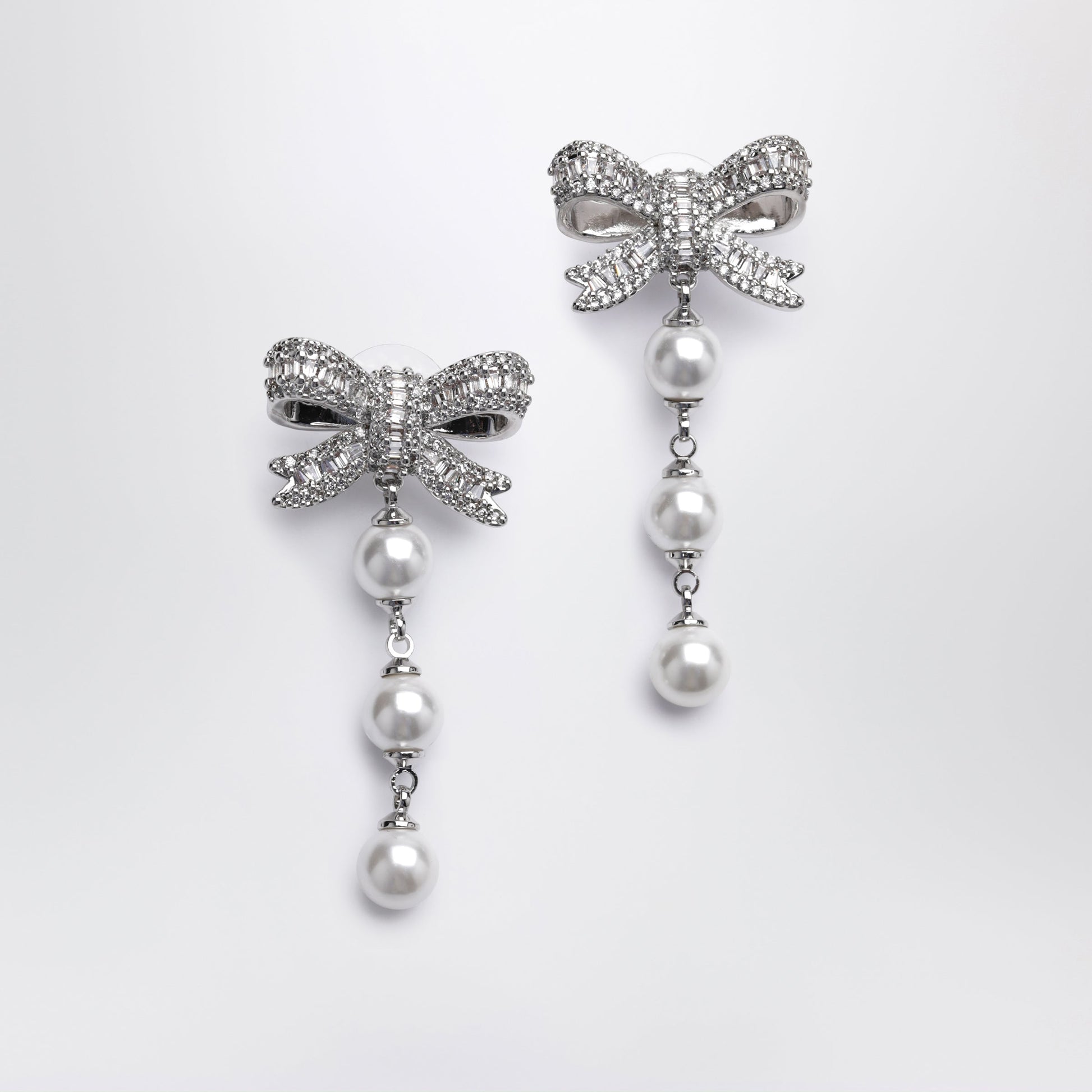 Self Portrait Crystal Bow And Pearl Drop Earrings In Silver Women SELF-PORTRAIT