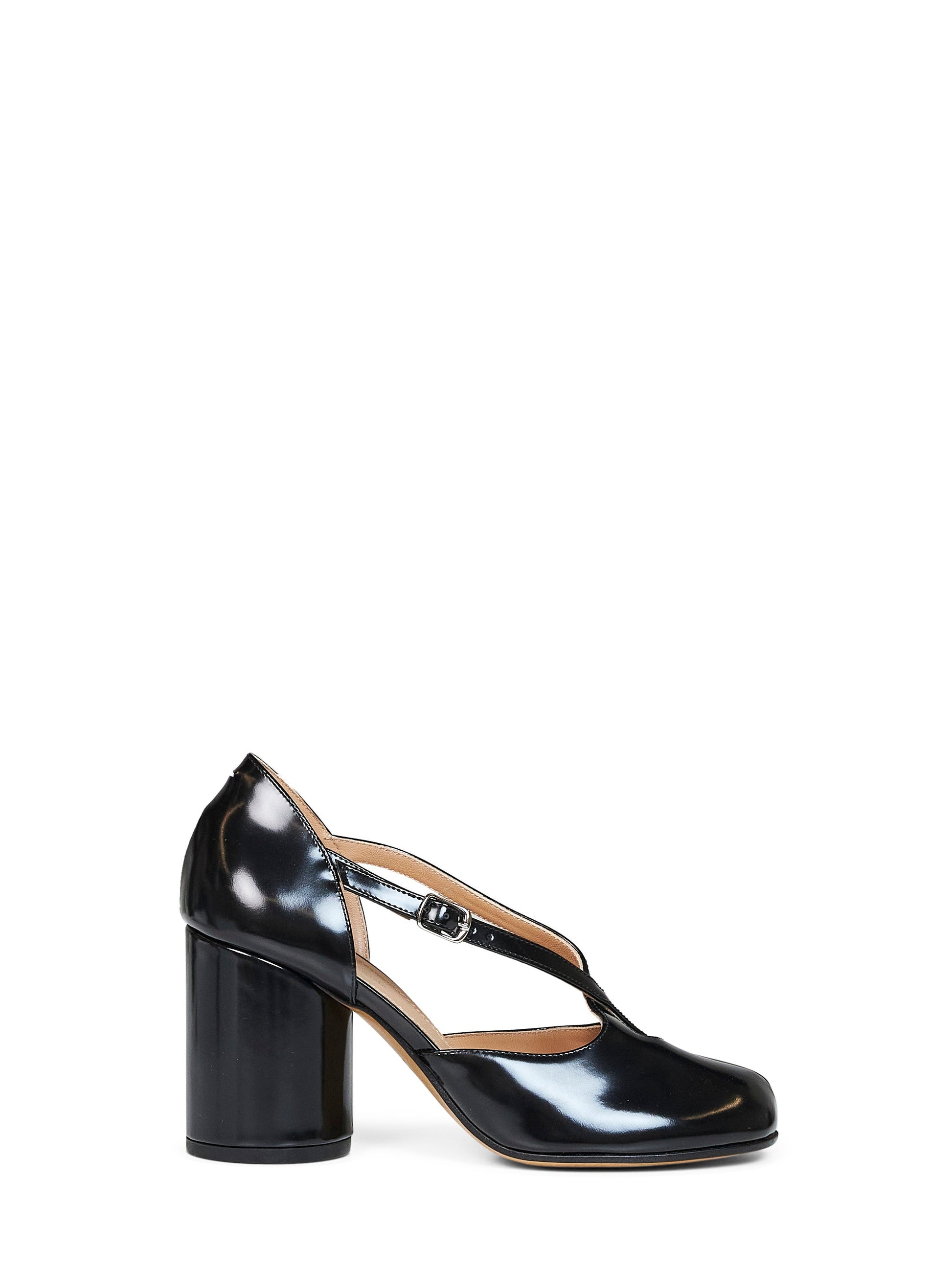 Maison Margiela Women Black Glossy Leather Tabi Pumps MAISON MARGIELA