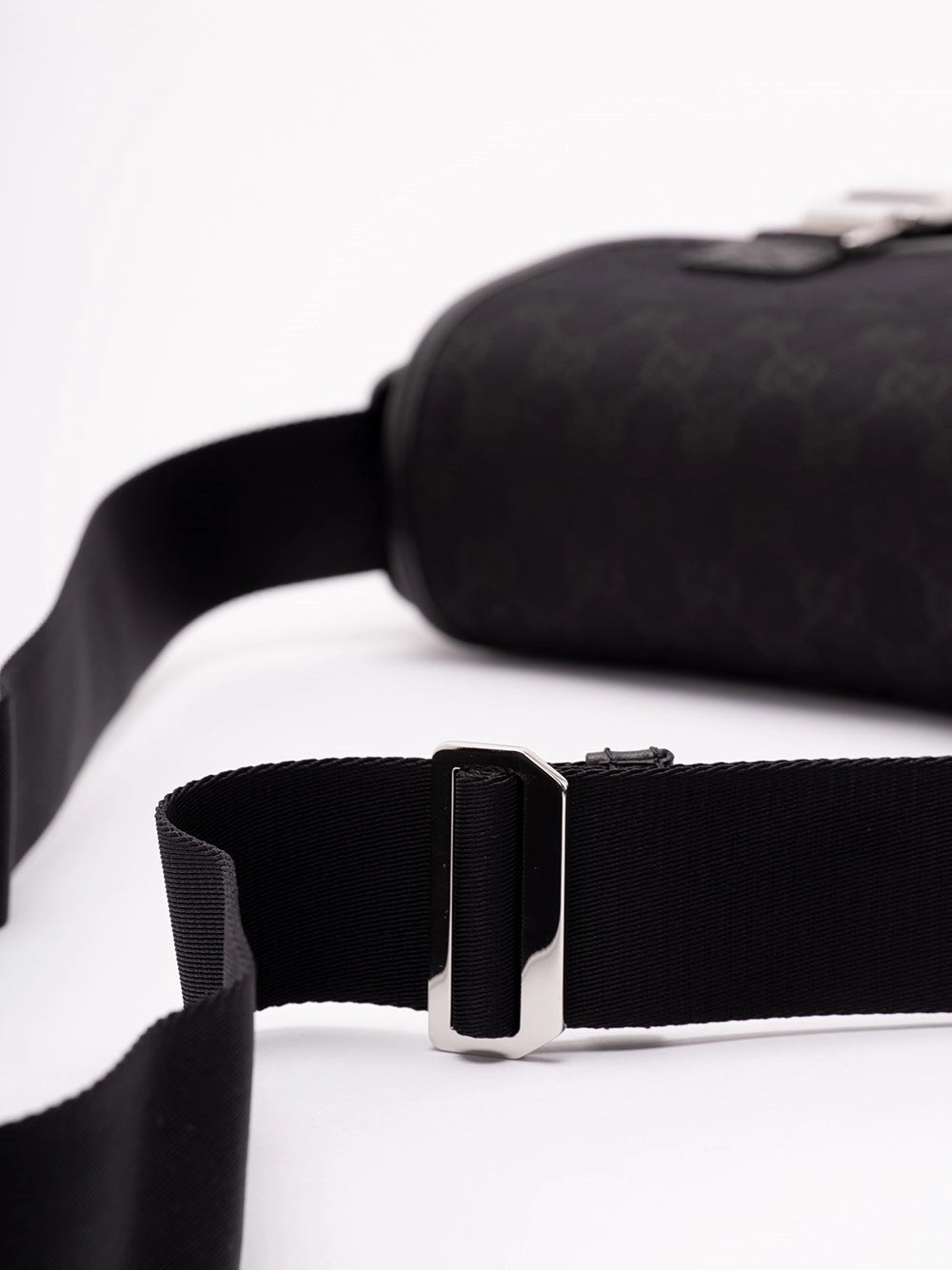 Gucci Men `Gg` Crossbody Bag GUCCI