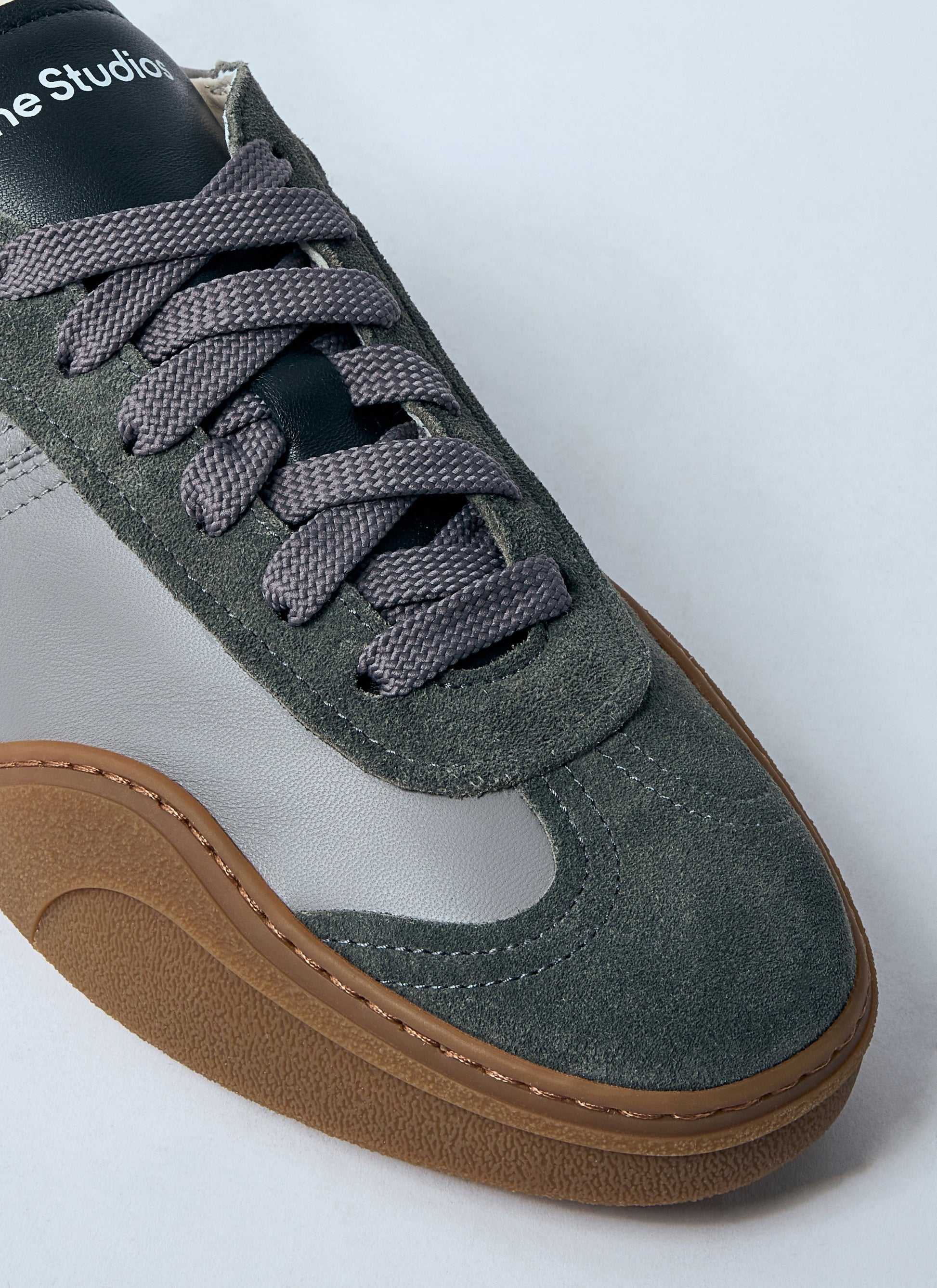 Acne Studios Men Leather Low-Top Sneakers ACNE STUDIOS