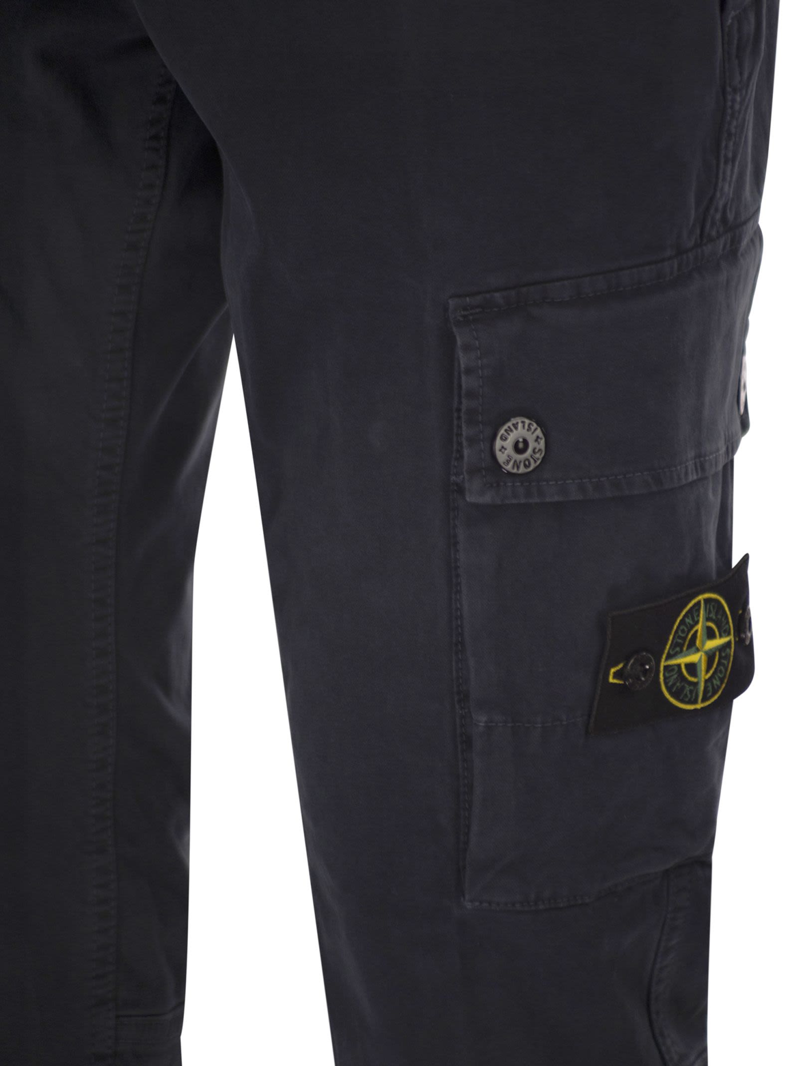 Stone Island Men Slim-Fit Cargo Trousers STONE ISLAND