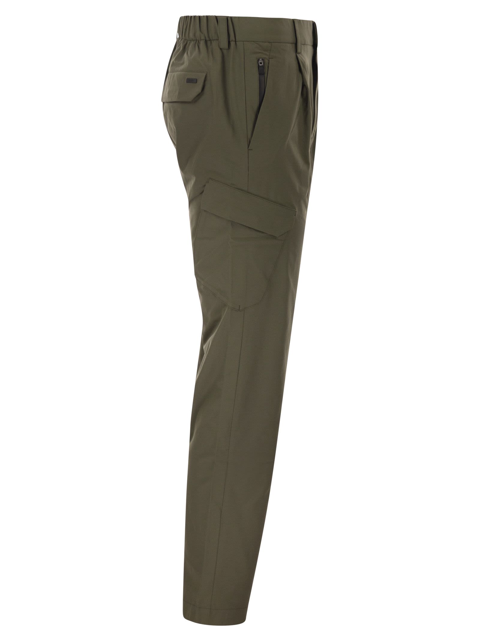 Herno Men Cargo Trousers With Mechanical Stretch Yarn HERNO