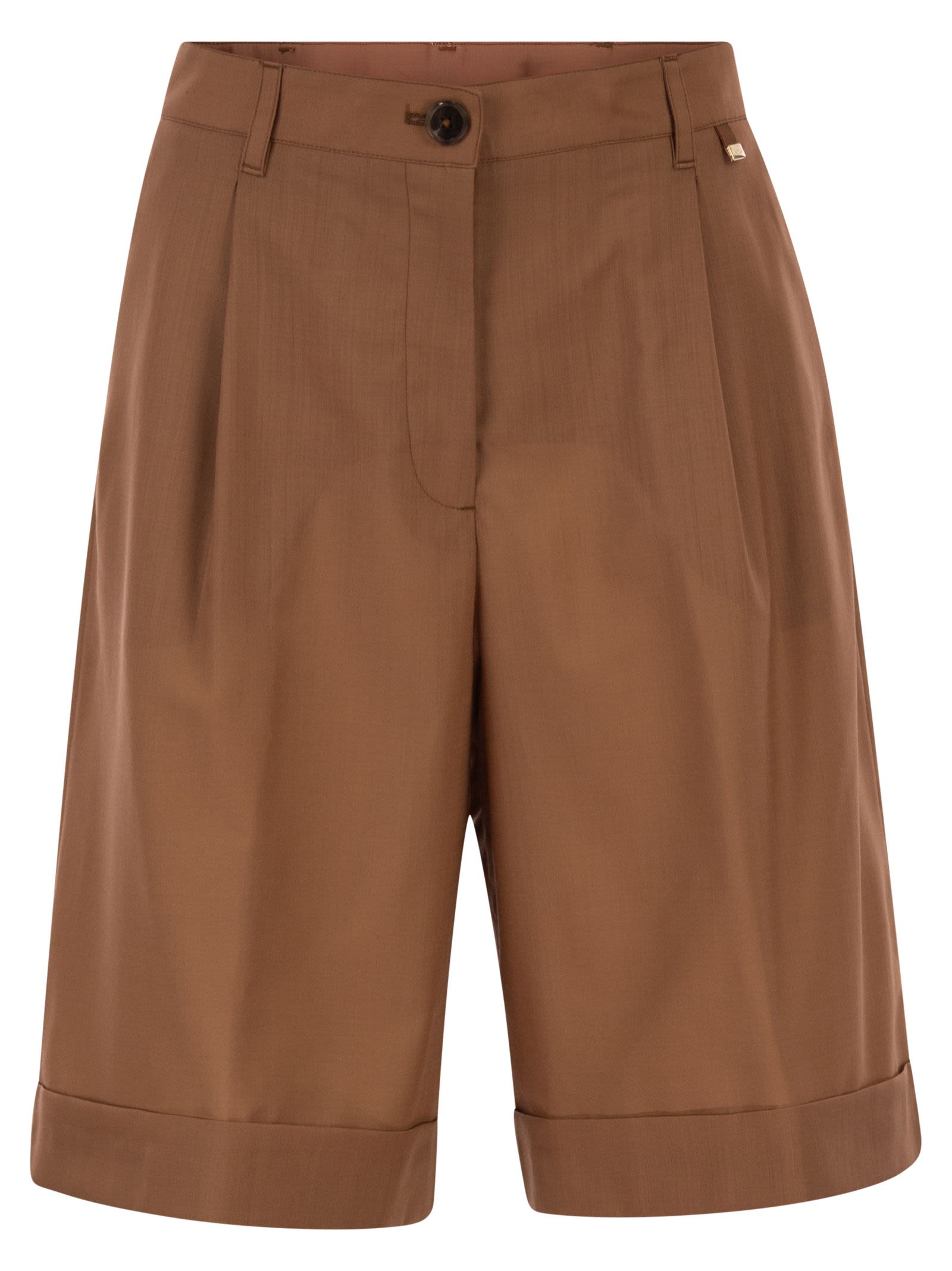 Herno Women Tailored Virgin Wool Bermuda Shorts With Pleats HERNO