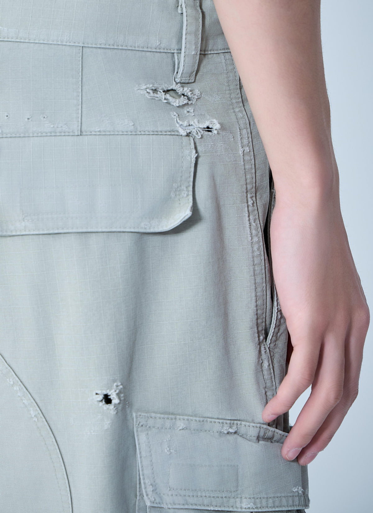 Balenciaga Men Cropped Cargo Pants BALENCIAGA