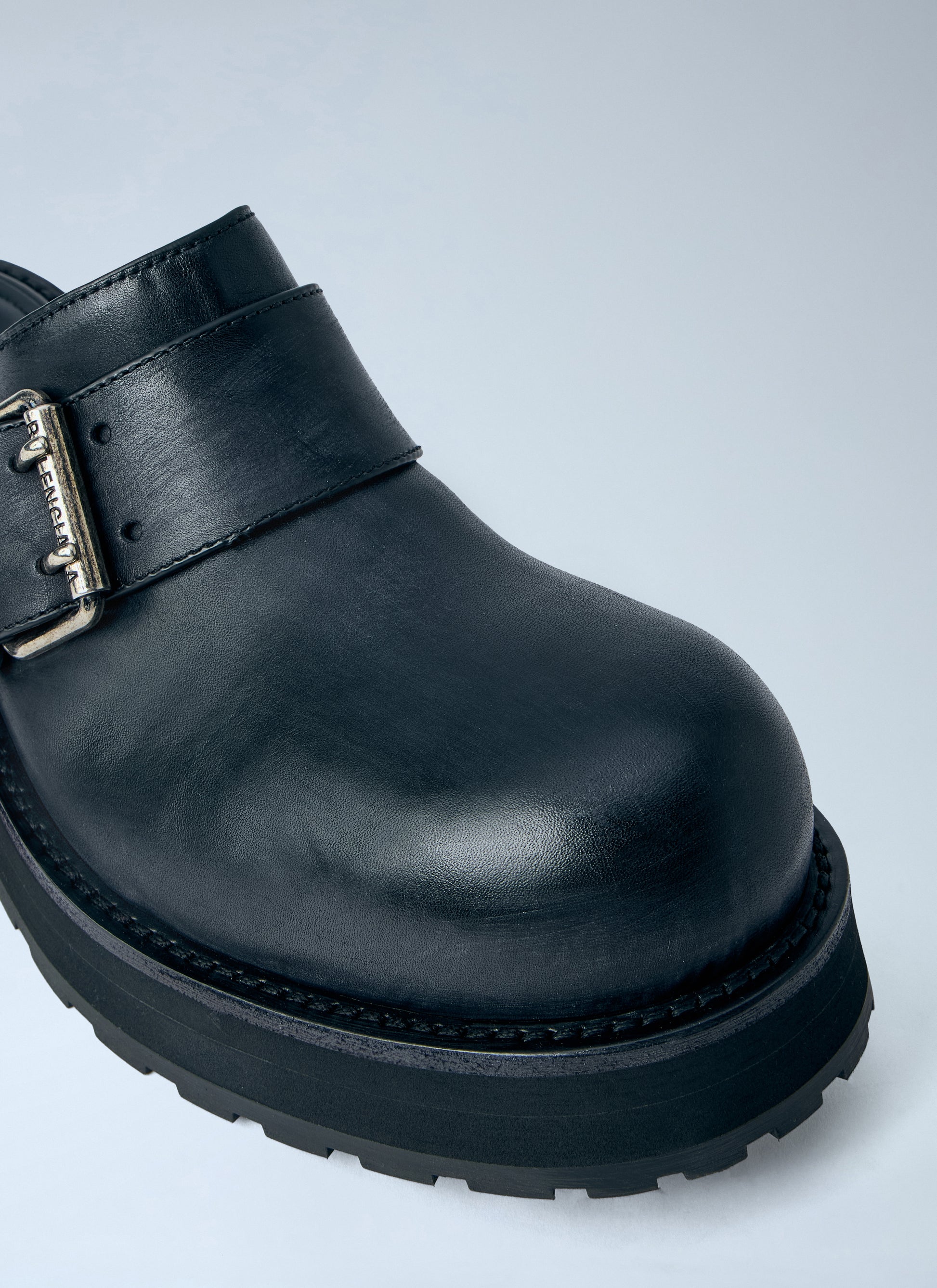Balenciaga Men Venom Wurn-Out Mules BALENCIAGA