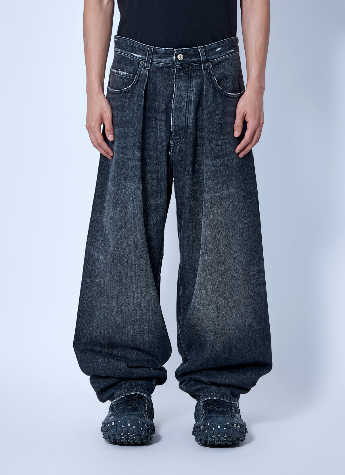 Balenciaga Men Pleated Baggy Jeans BALENCIAGA