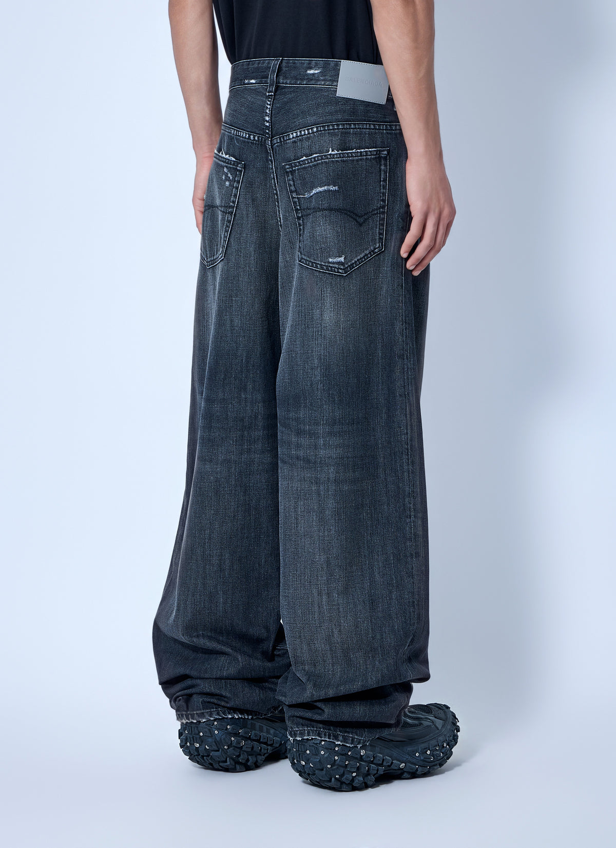 Balenciaga Men Pleated Baggy Jeans BALENCIAGA