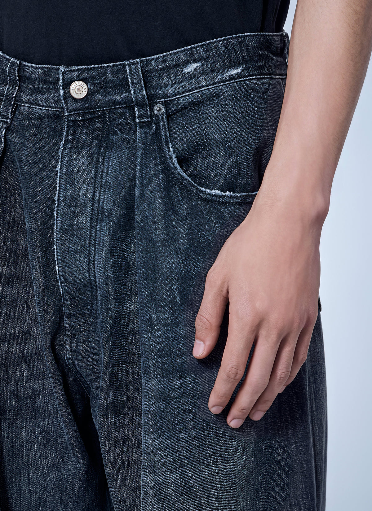 Balenciaga Men Pleated Baggy Jeans BALENCIAGA