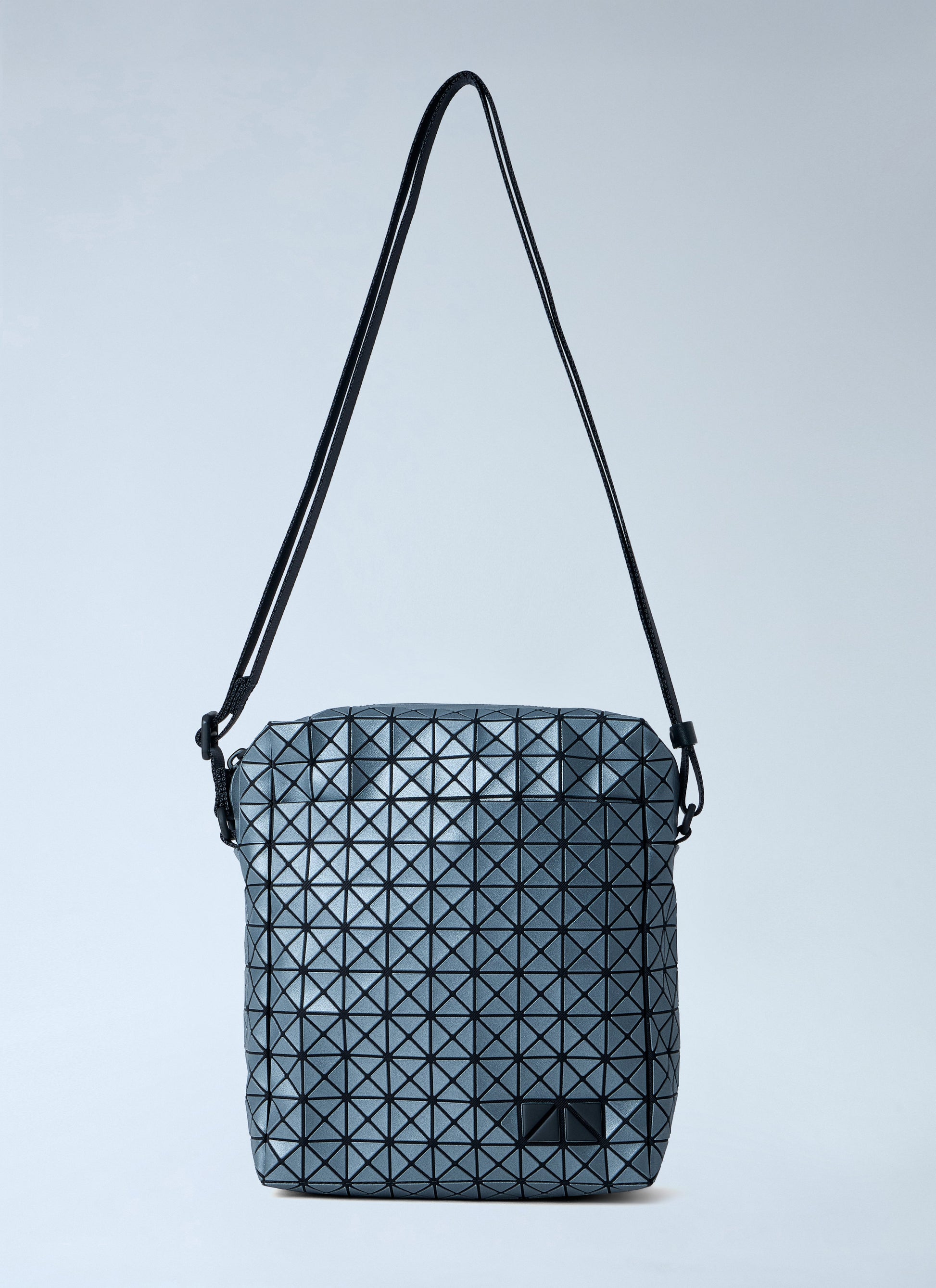 Bao Bao Issey Miyake Men Voyager Reflector Crossbody Bag BAO BAO ISSEY MIYAKE