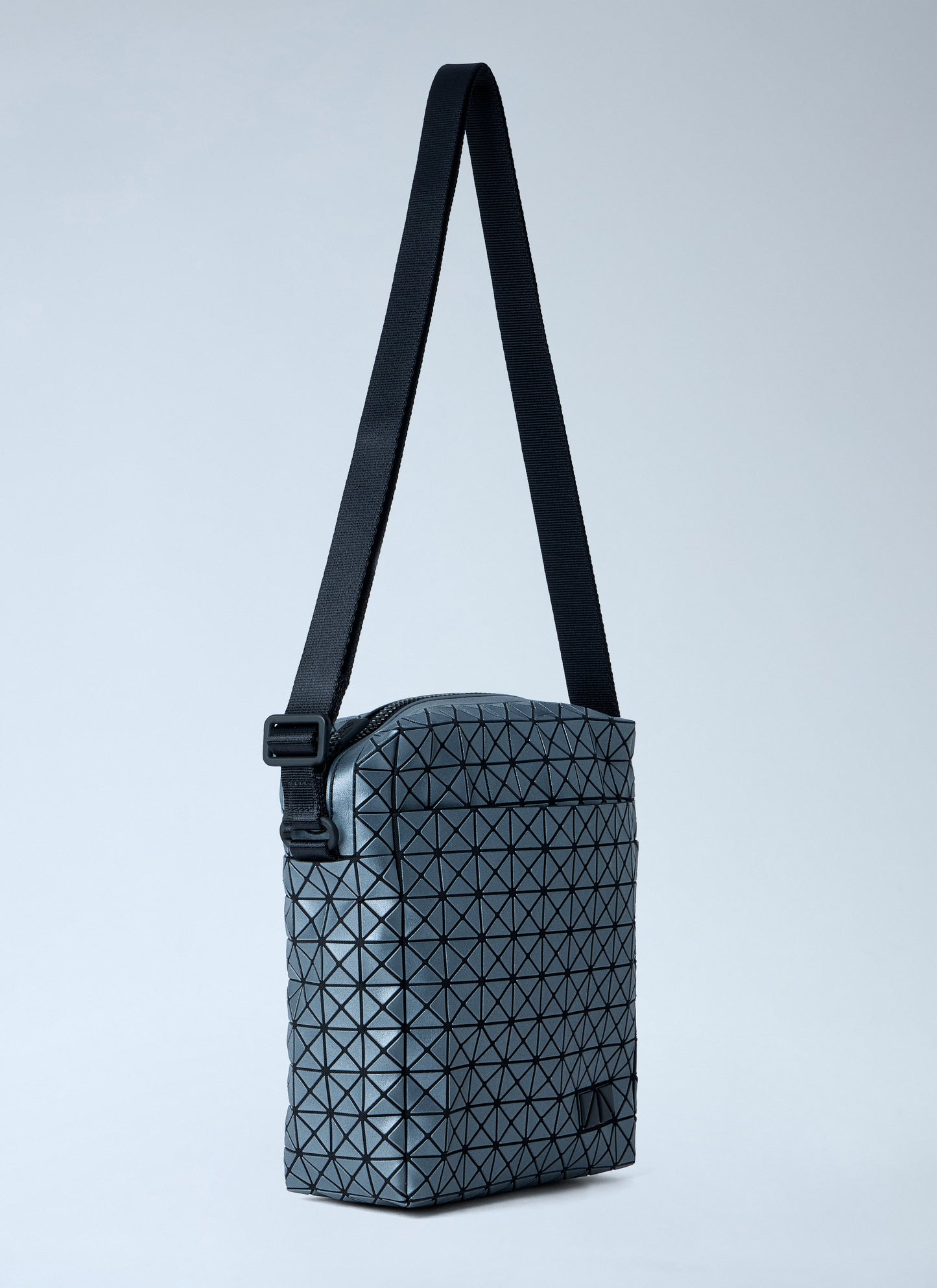 Bao Bao Issey Miyake Men Voyager Reflector Crossbody Bag BAO BAO ISSEY MIYAKE