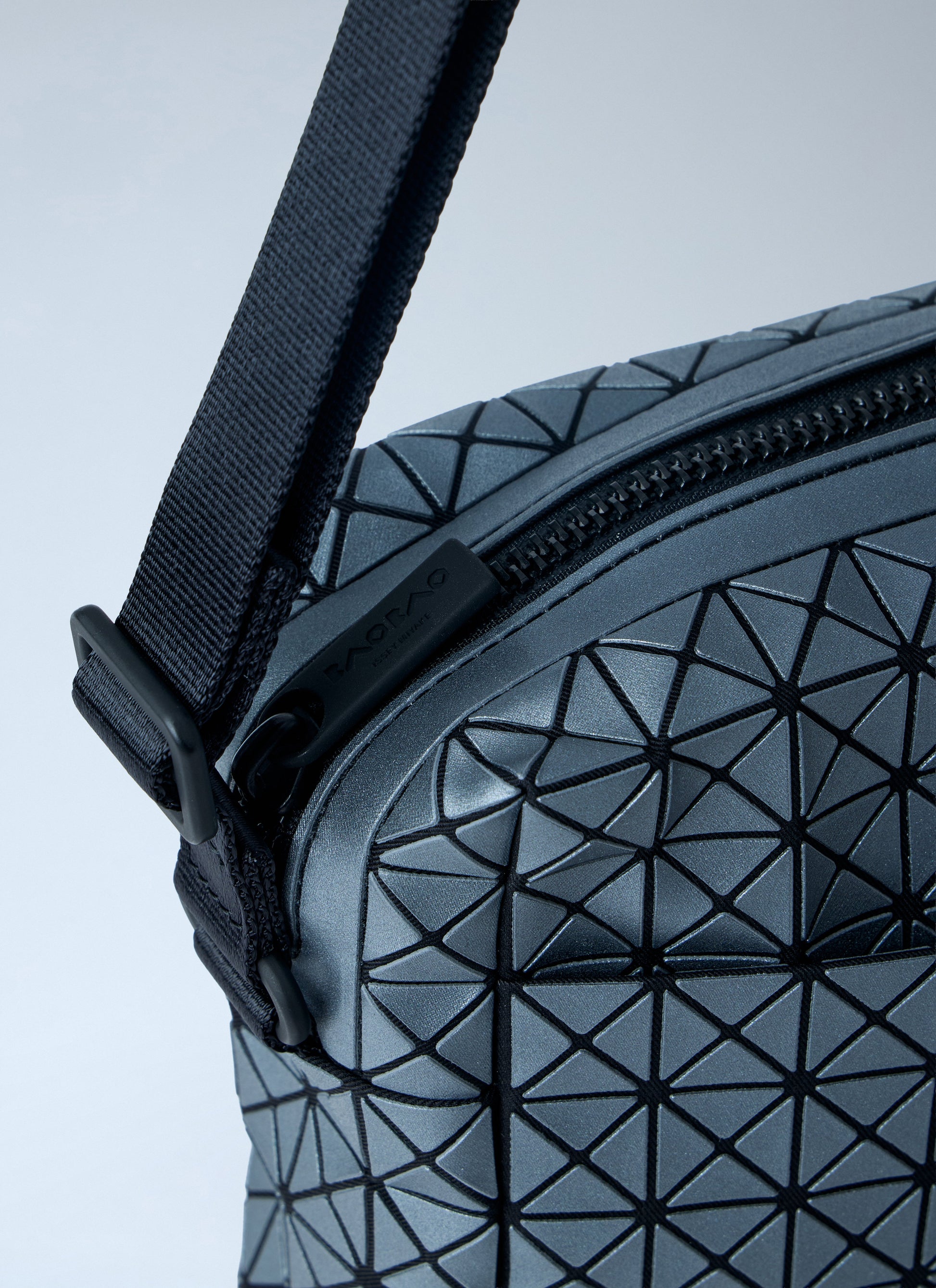 Bao Bao Issey Miyake Men Voyager Reflector Crossbody Bag BAO BAO ISSEY MIYAKE