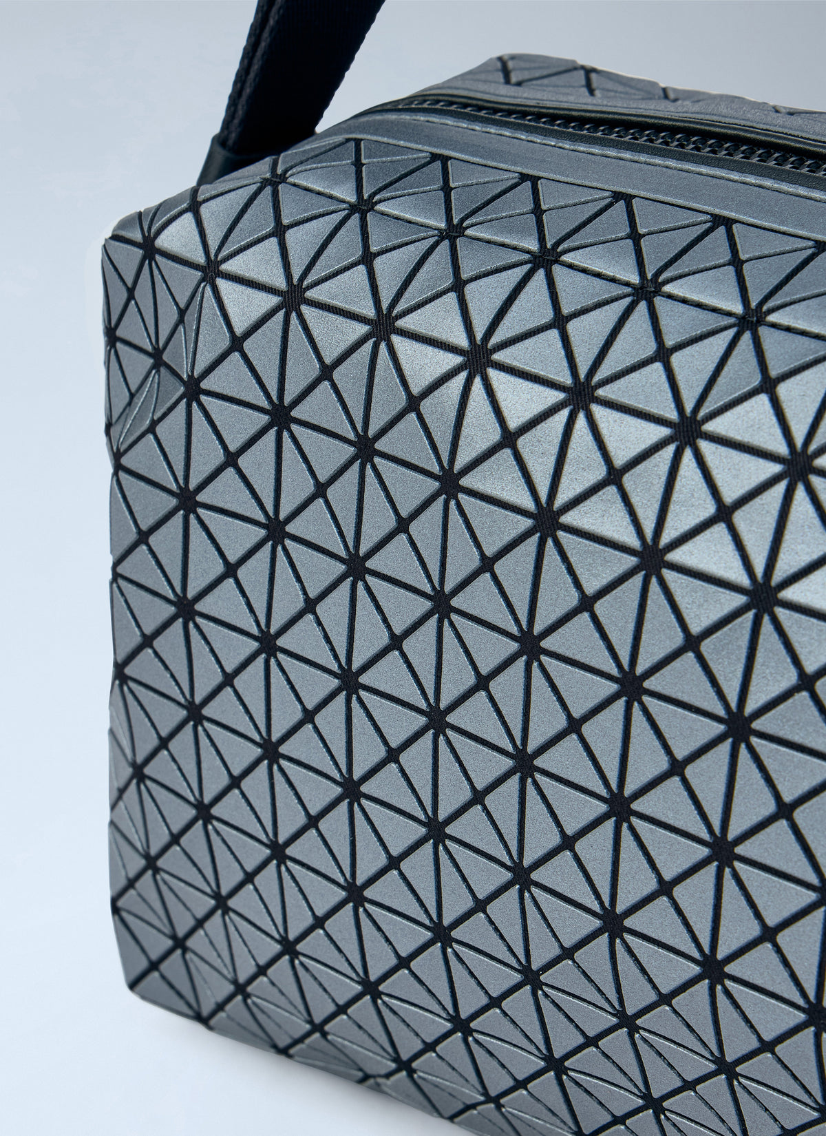 Bao Bao Issey Miyake Men Saddle Bag Reflector Shoulder Bag BAO BAO ISSEY MIYAKE
