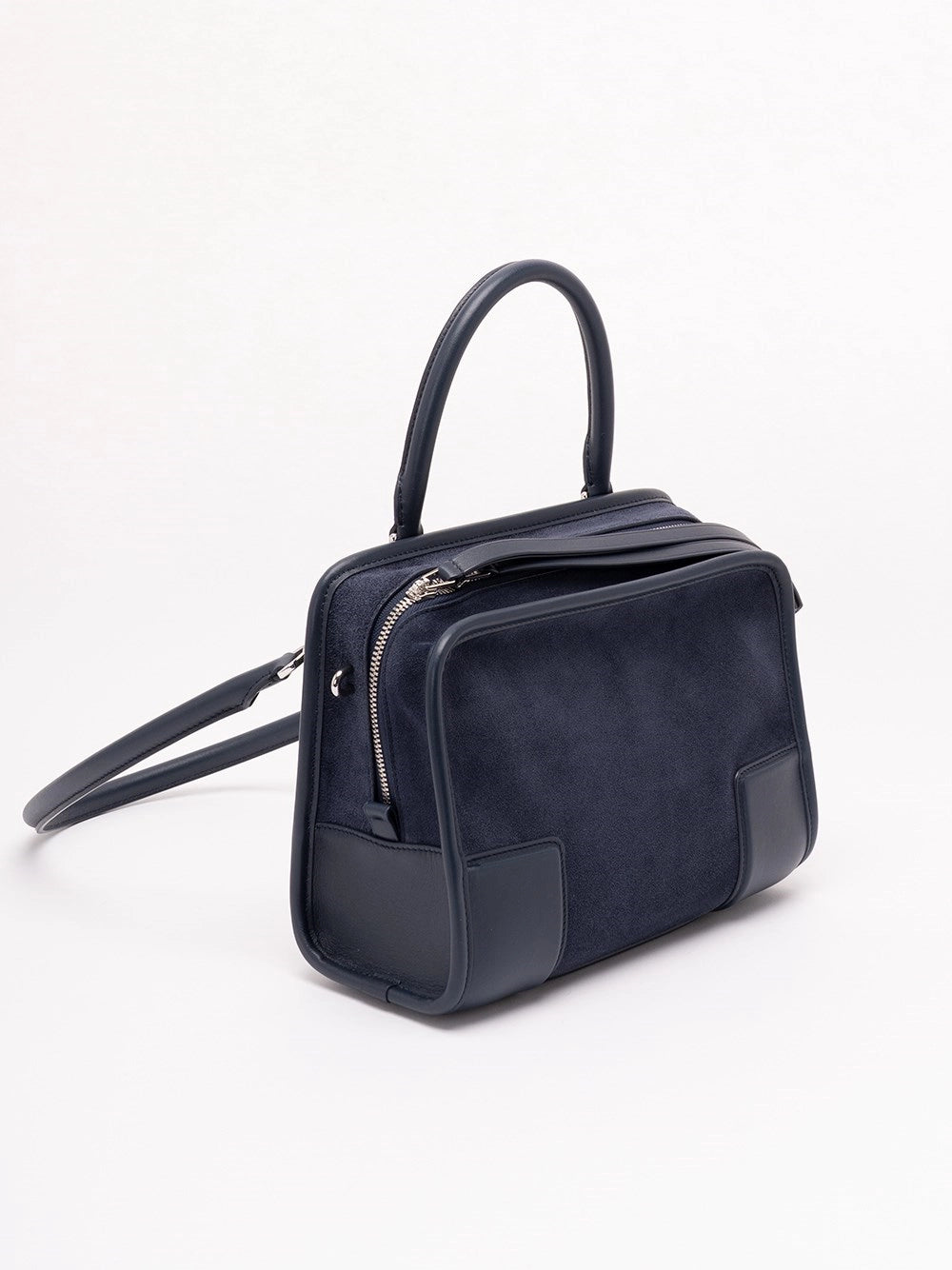 Loewe Women `Amazona` 180 Small Bag LOEWE