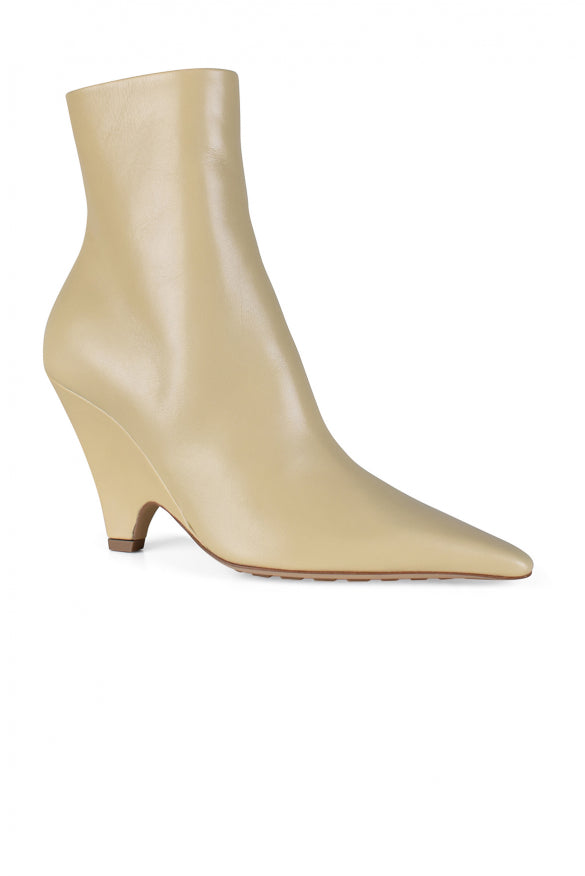 Bottega Veneta Women Punta Boots BOTTEGA VENETA