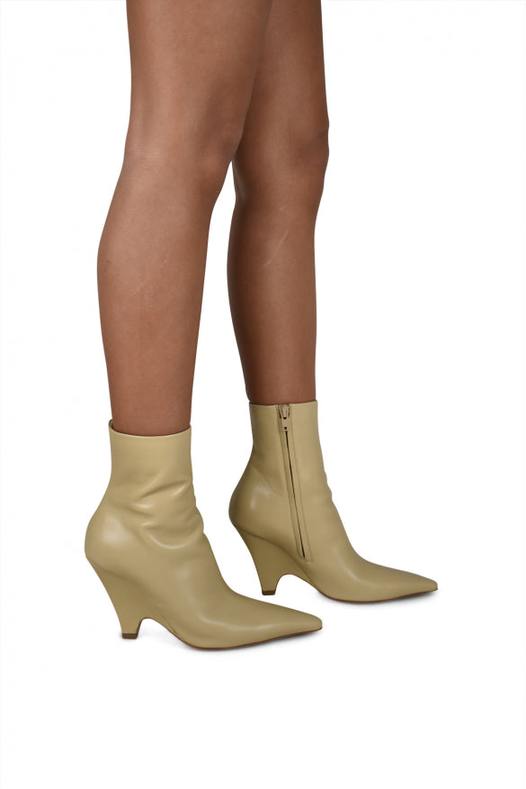 Bottega Veneta Women Punta Boots BOTTEGA VENETA