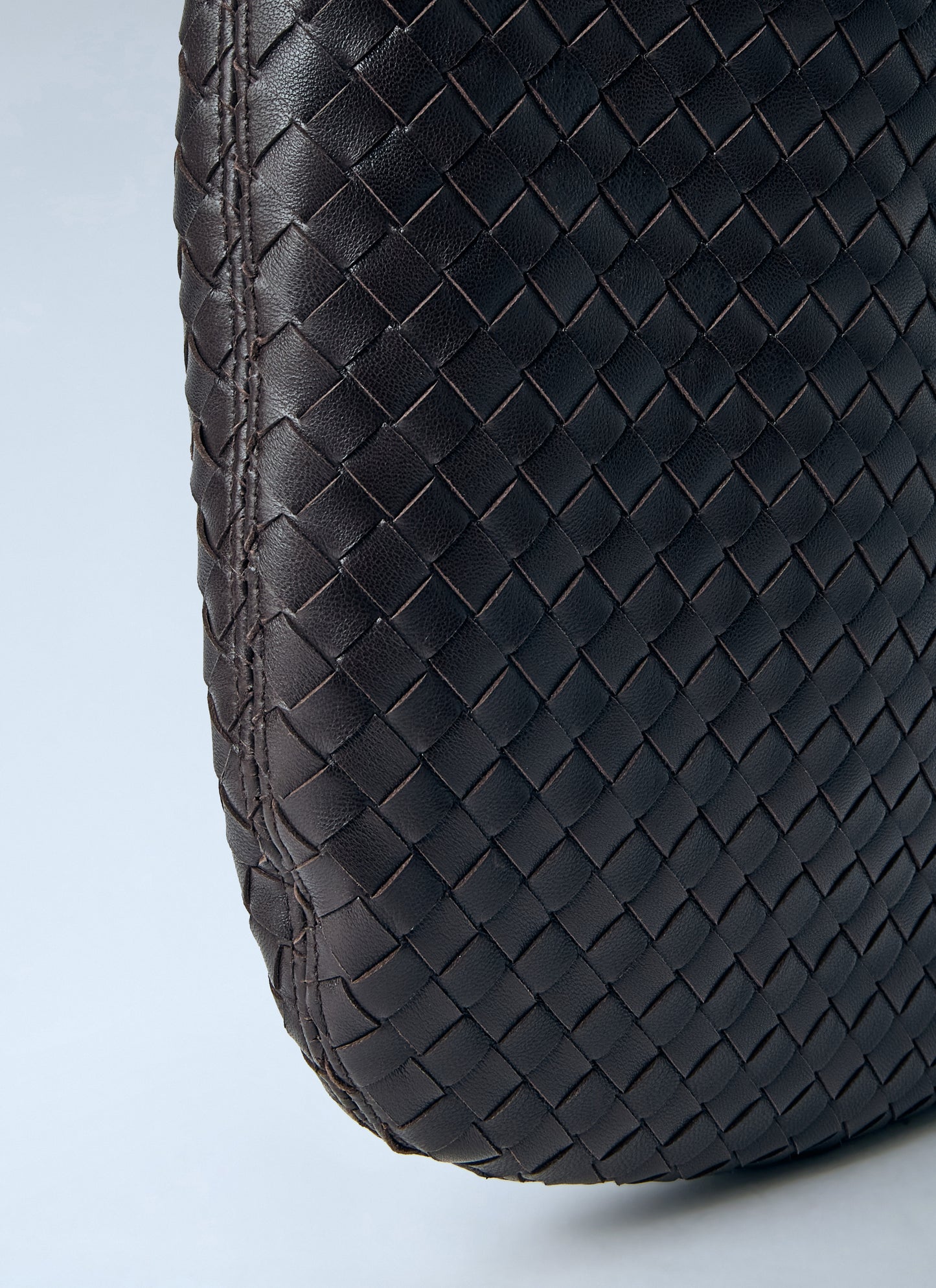 Bottega Veneta Men Veneto Medium Crossbody Bag BOTTEGA VENETA